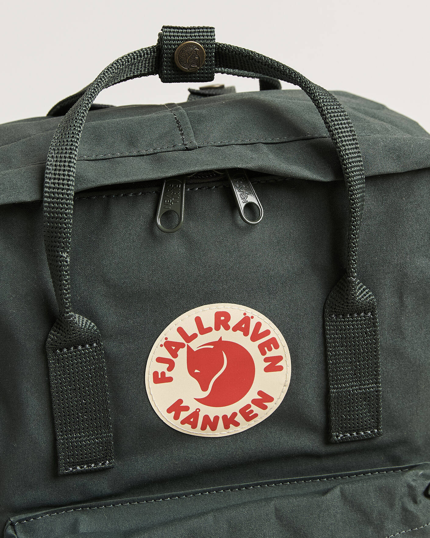 Mies | Laukut | Fjällräven | Kånken Forest Green