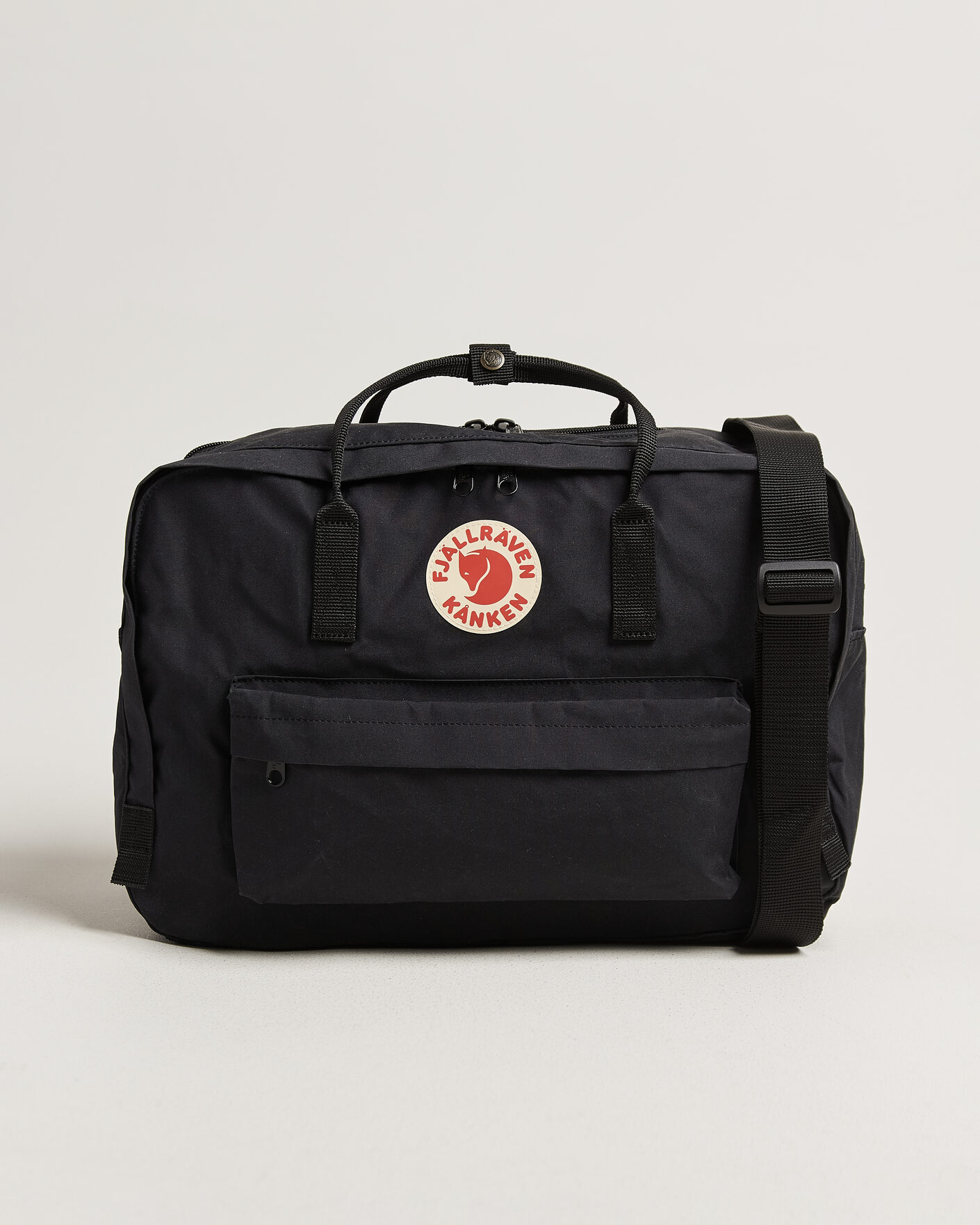 Mies | Laukut | Fjällräven | Kånken Weekender Black