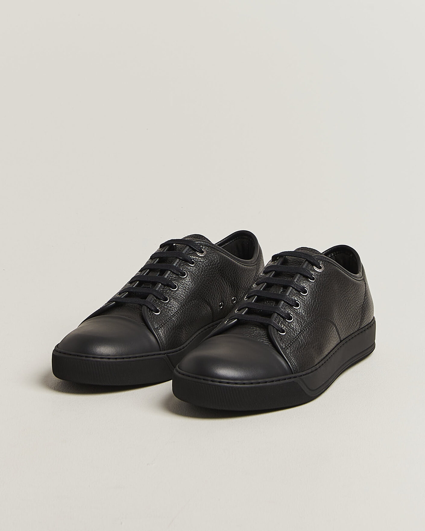 Mies | Tennarit | Lanvin | DBB1 Grain Leather Cap Toe Sneaker Black