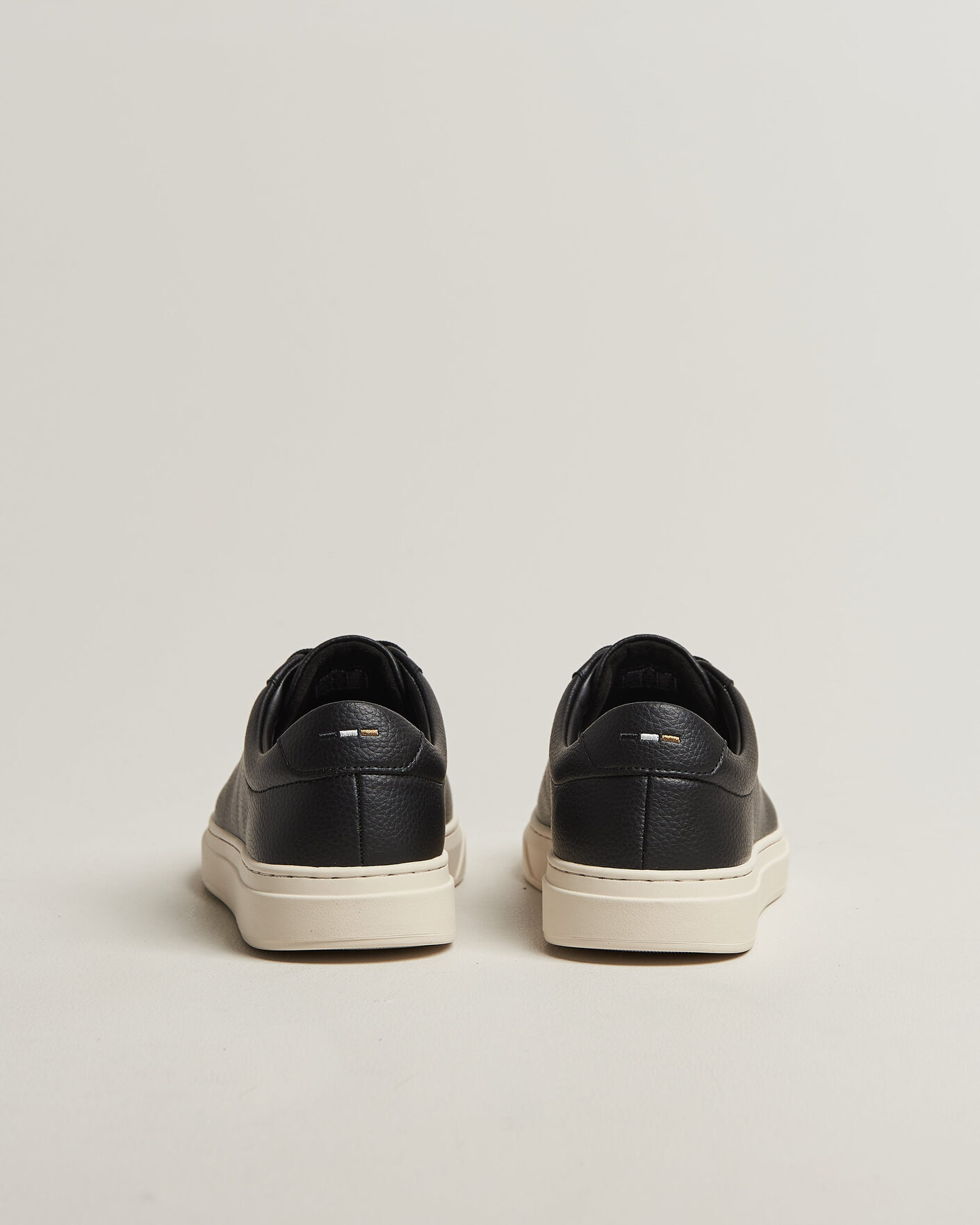 Mies | Tennarit | BOSS BLACK | Kieran Grained Leather Sneaker Black
