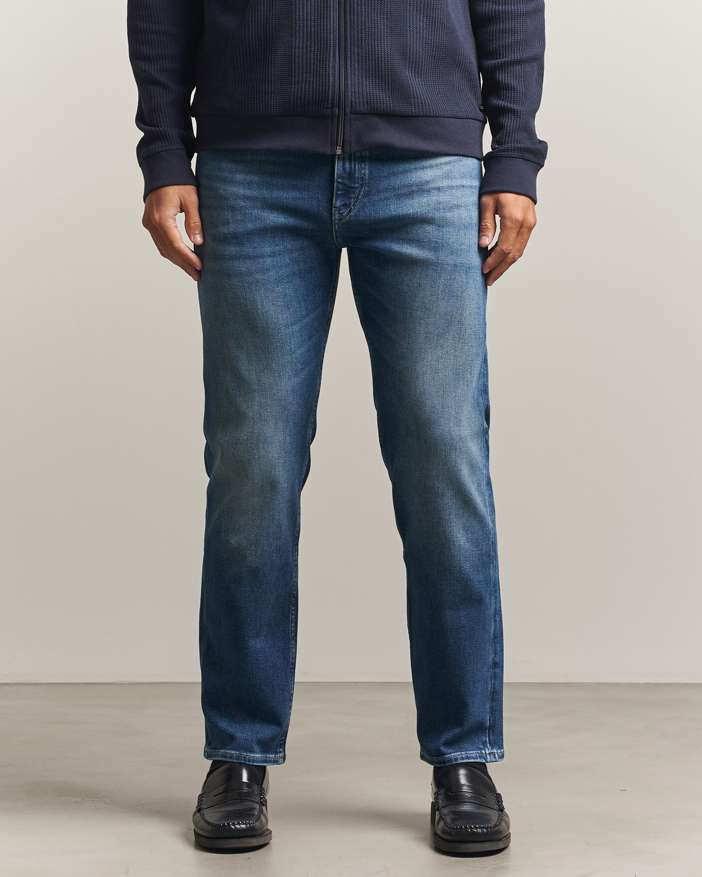 Mies | Farkut | BOSS BLACK | Ogden Regular Fit Jeans Medium Blue