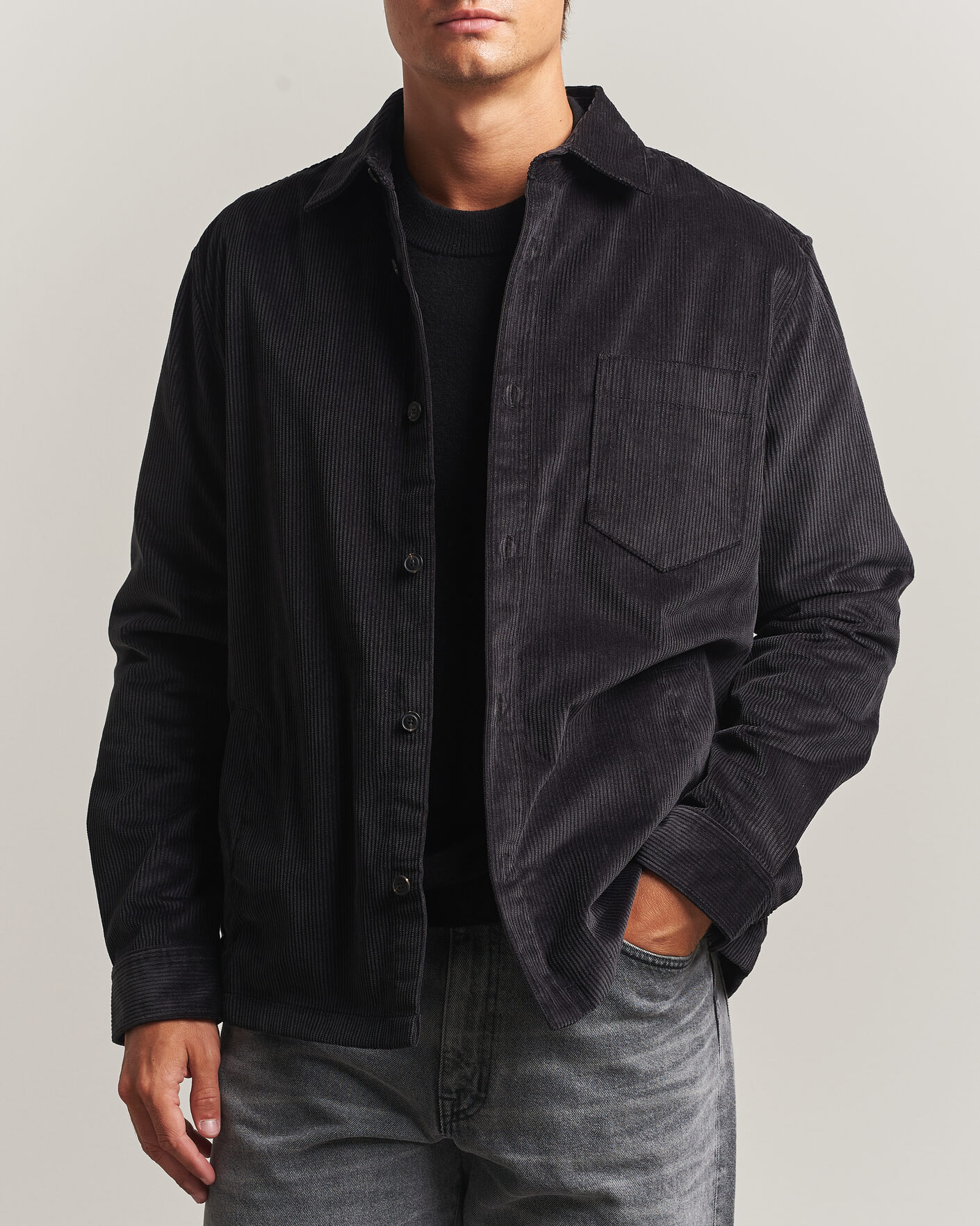 Mies | Kauluspaidat | HUGO | Ecord Corduroy Overshirt Black