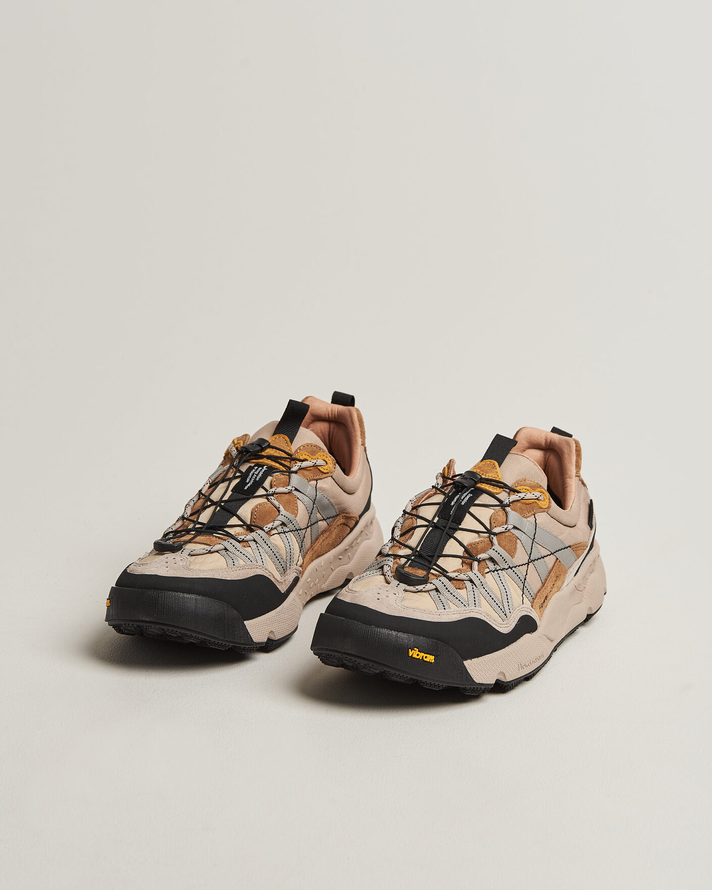 Mies | Tennarit | Flower Mountain | Iwano 2 Suede/Nylon Trail Sneaker Beige