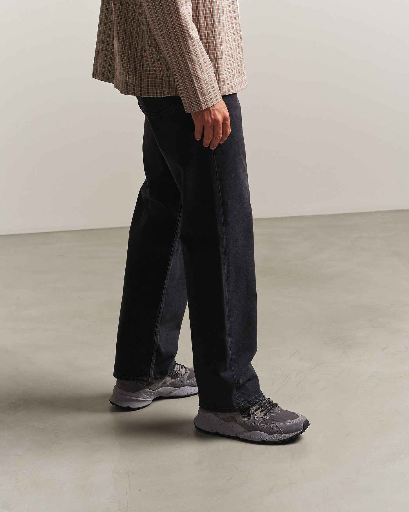 Mies | Tennarit | Flower Mountain | Yamano 3 Mid Suede/Sherling Sneaker Grey
