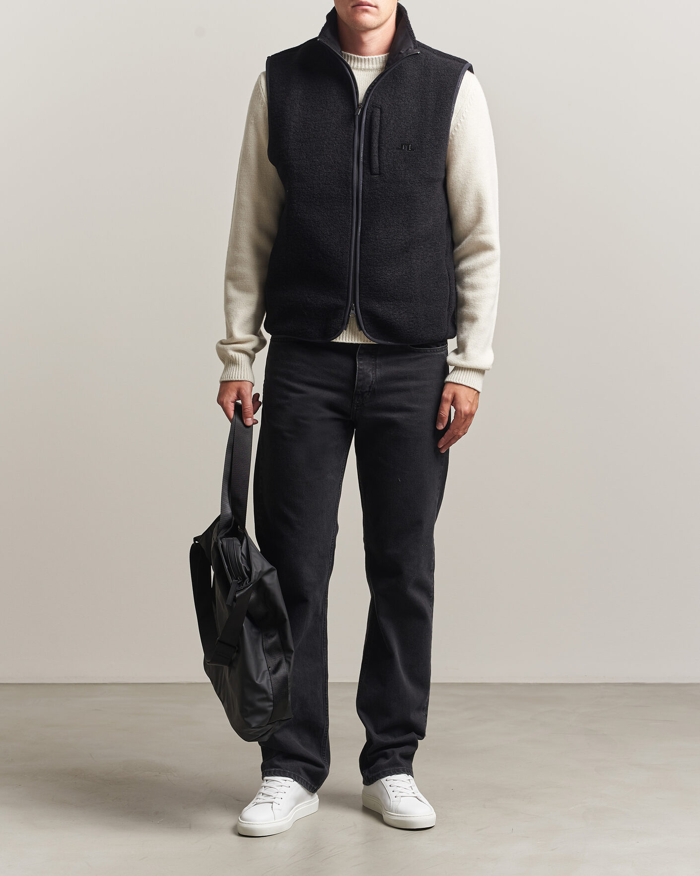 Mies | Ulkoliivit | J.Lindeberg | Duncan Wool Fleece Vest Black