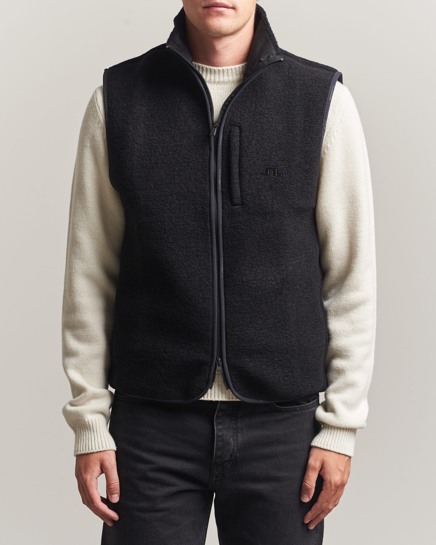 Mies | Ulkoliivit | J.Lindeberg | Duncan Wool Fleece Vest Black