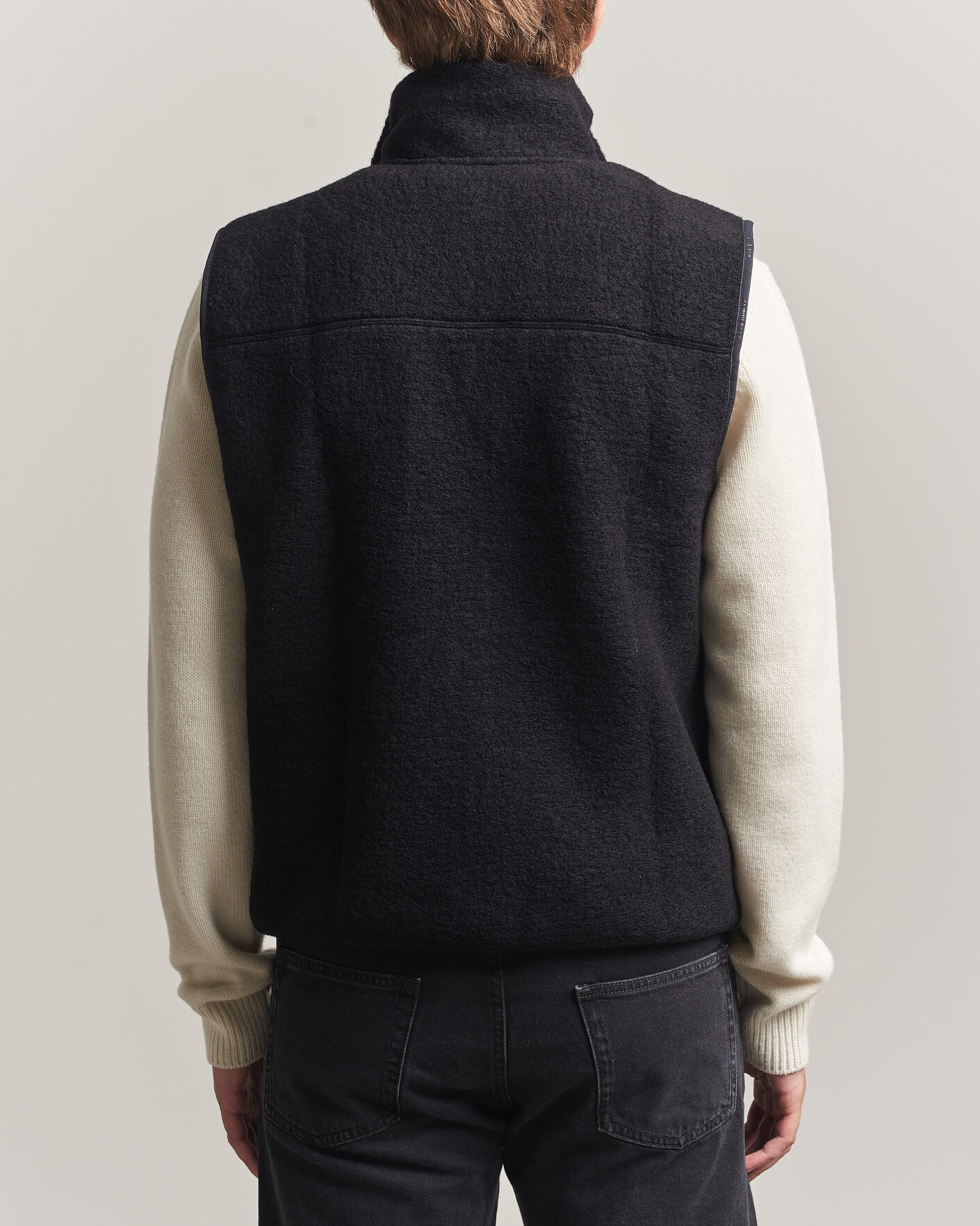 Mies | Ulkoliivit | J.Lindeberg | Duncan Wool Fleece Vest Black