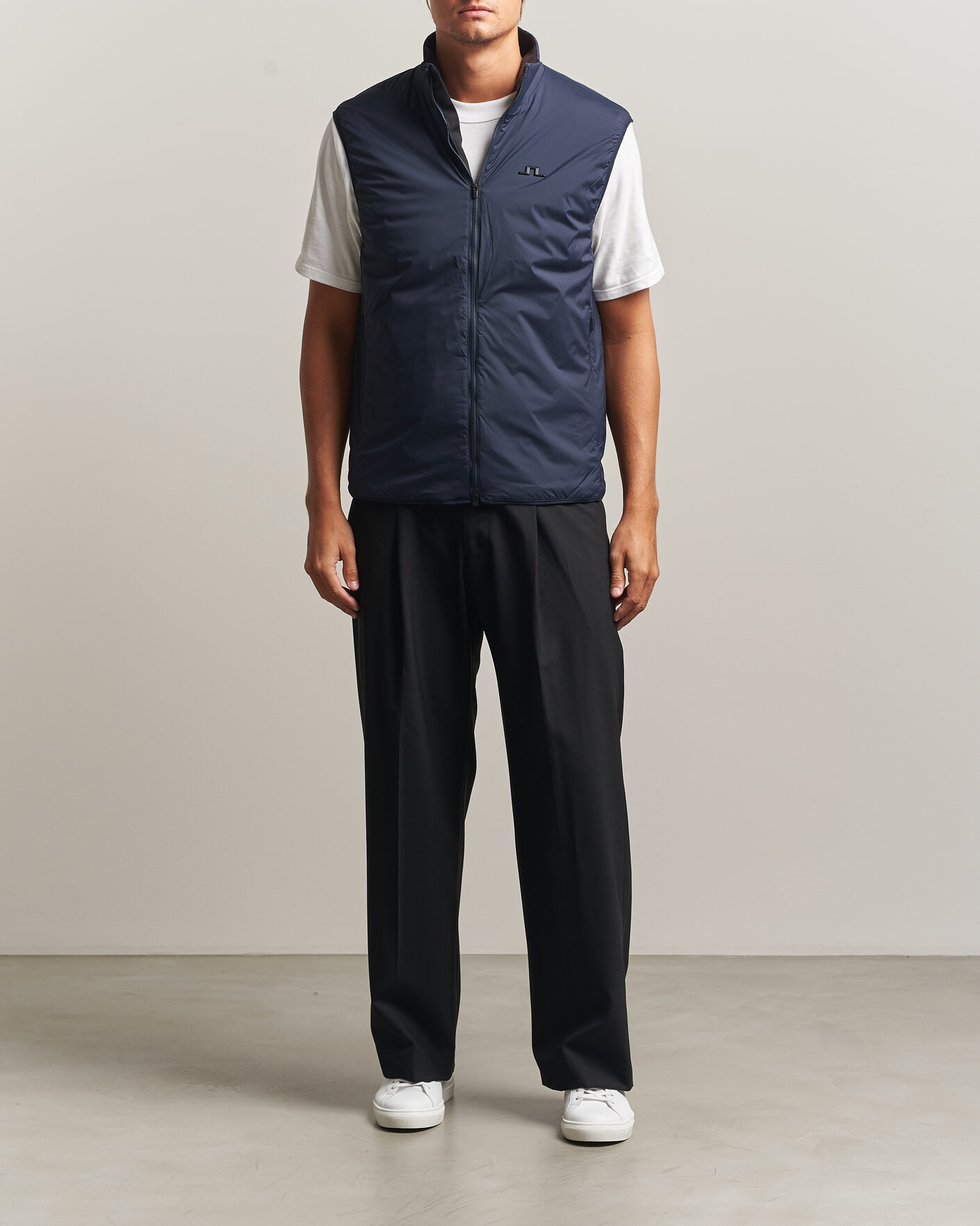 Mies | Ulkoliivit | J.Lindeberg | Clinton Padded Vest JL Navy