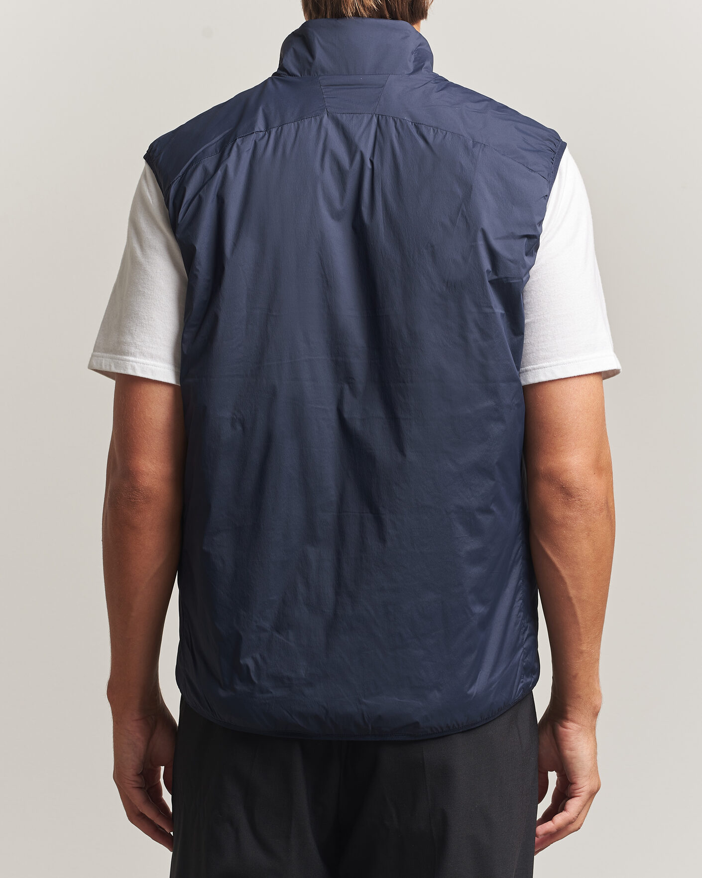 Mies | Ulkoliivit | J.Lindeberg | Clinton Padded Vest JL Navy