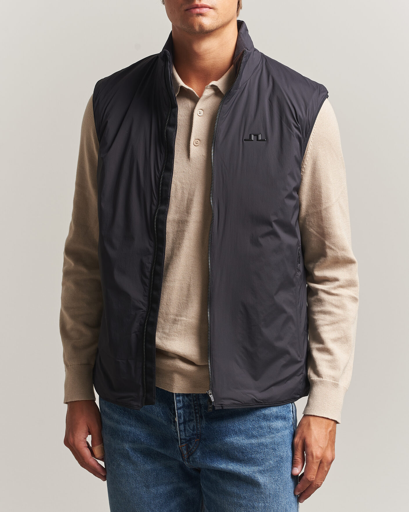 Mies | Ulkoliivit | J.Lindeberg | Clinton Padded Vest Black