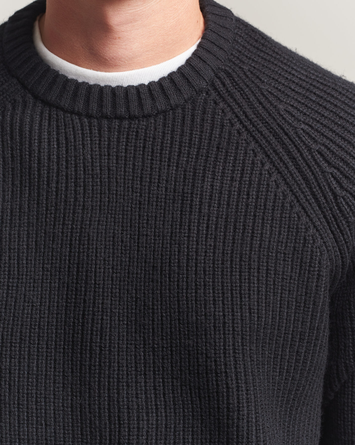 Mies | Puserot | J.Lindeberg | Hallow Wool Blend Knitted Sweater Black