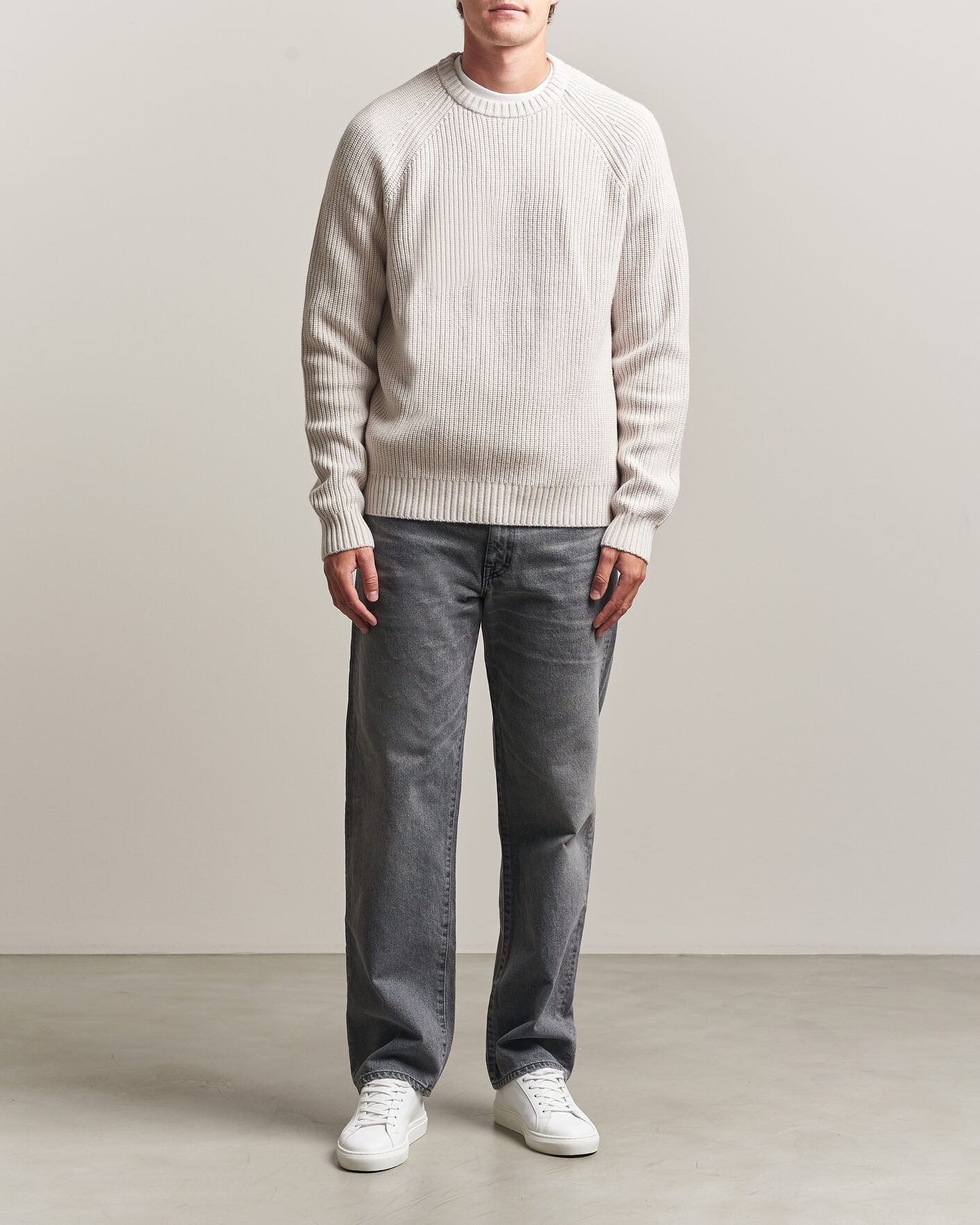 Mies | Puserot | J.Lindeberg | Hallow Wool Blend Knitted Sweater Moonbeam