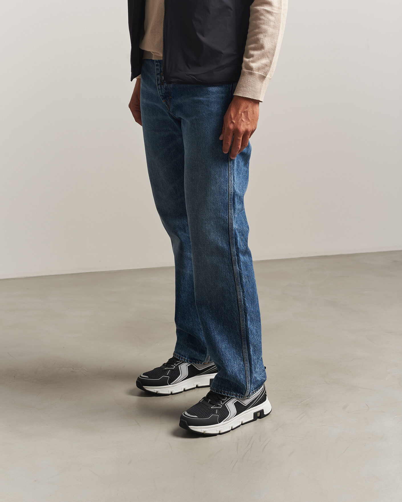 Mies | Tennarit | J.Lindeberg | Vent 500 Sport Running Sneaker Black