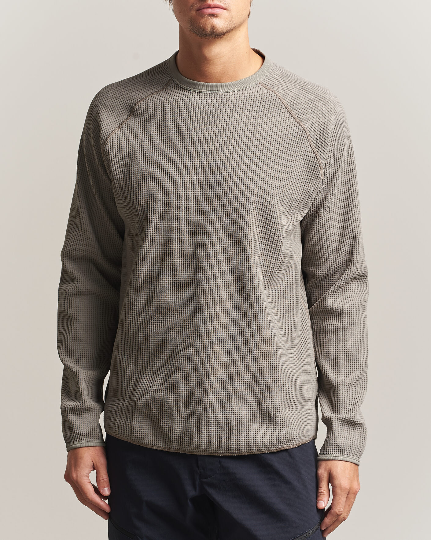 Mies | T-paidat | Goldwin | WF Light Long Sleeve T-Shirt Arid Beige