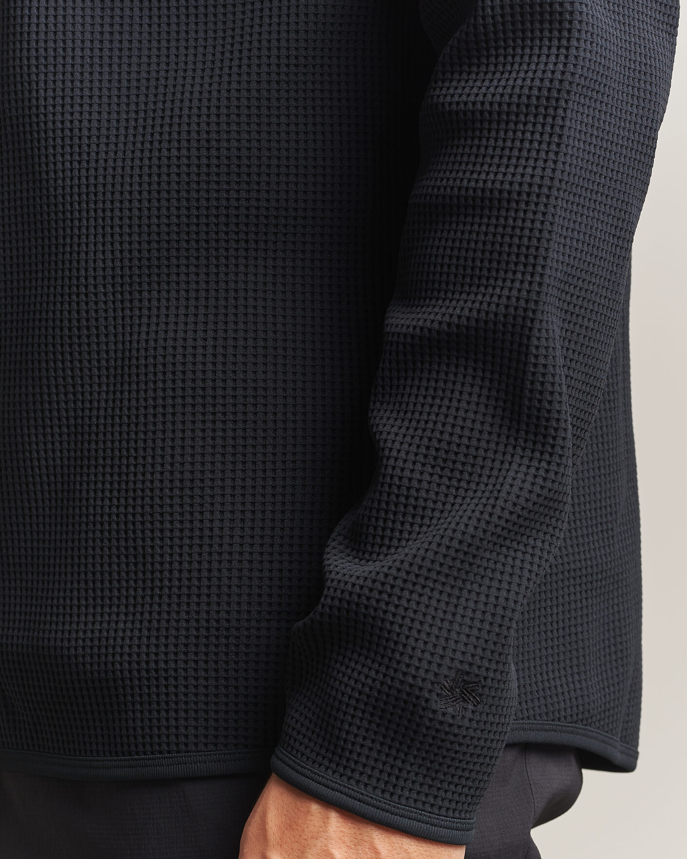 Mies | Puserot | Goldwin | WF Light Long Sleeve Hoodie Black