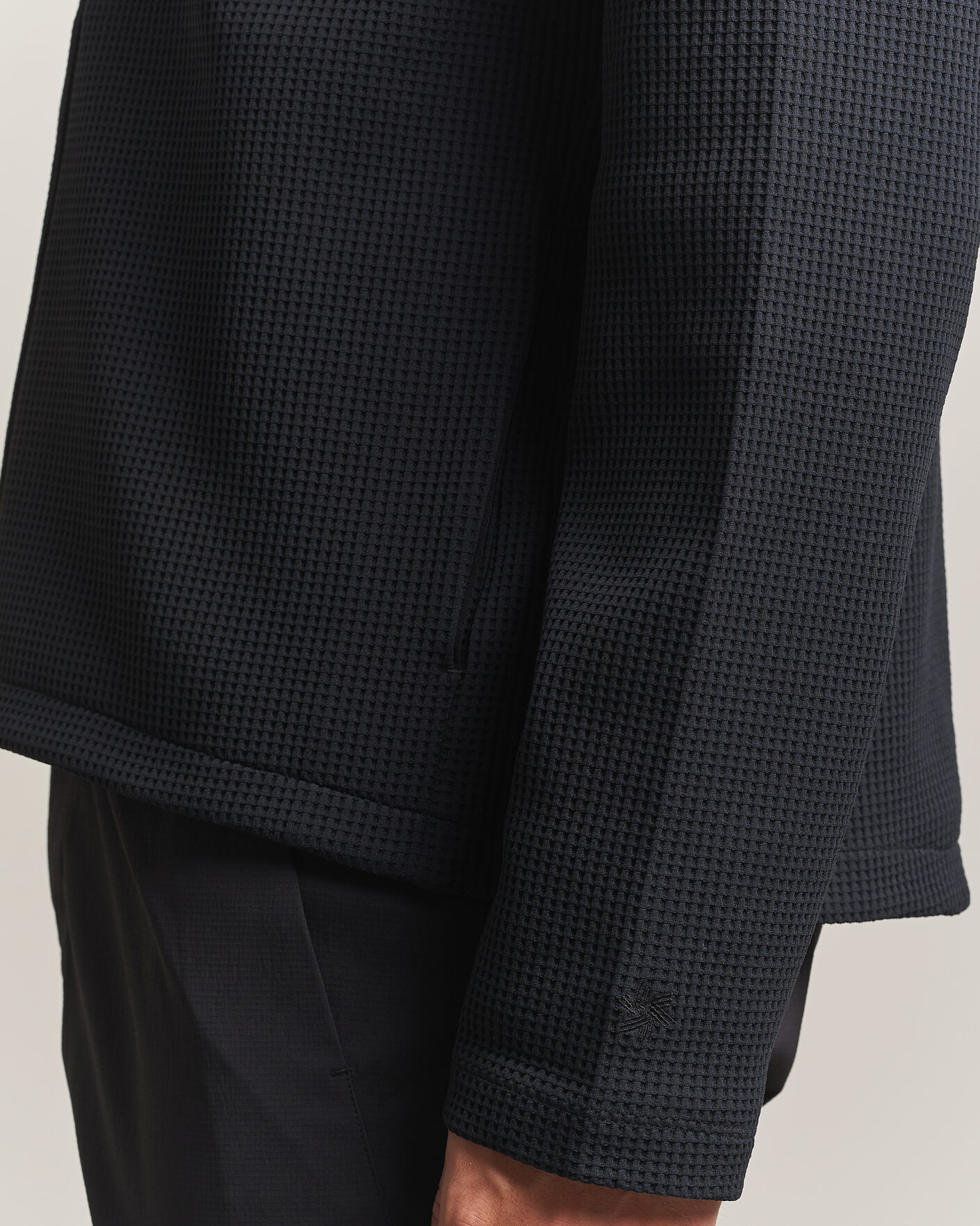 Mies | Puserot | Goldwin | WF Light Cardigan Black