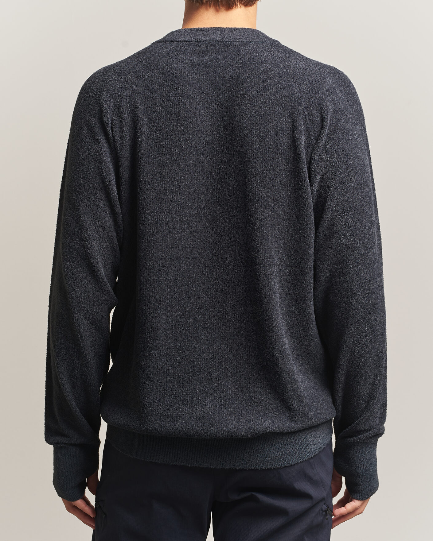 Mies | Puserot | Goldwin | Mesh Pile Crew Neck Wolf Gray