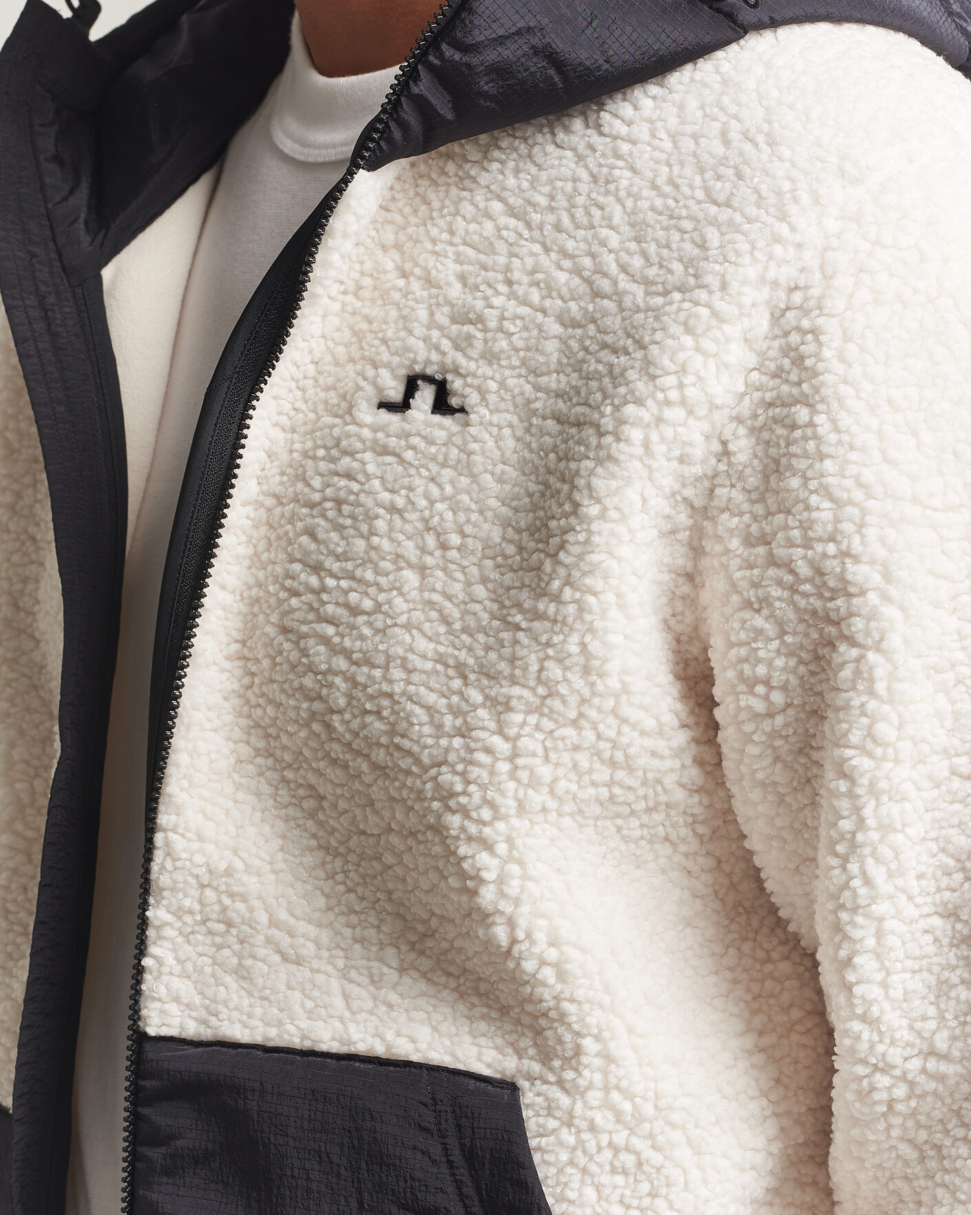 Mies | Puserot | J.Lindeberg | Varek Hybrid Hooded Full Zip Tofu