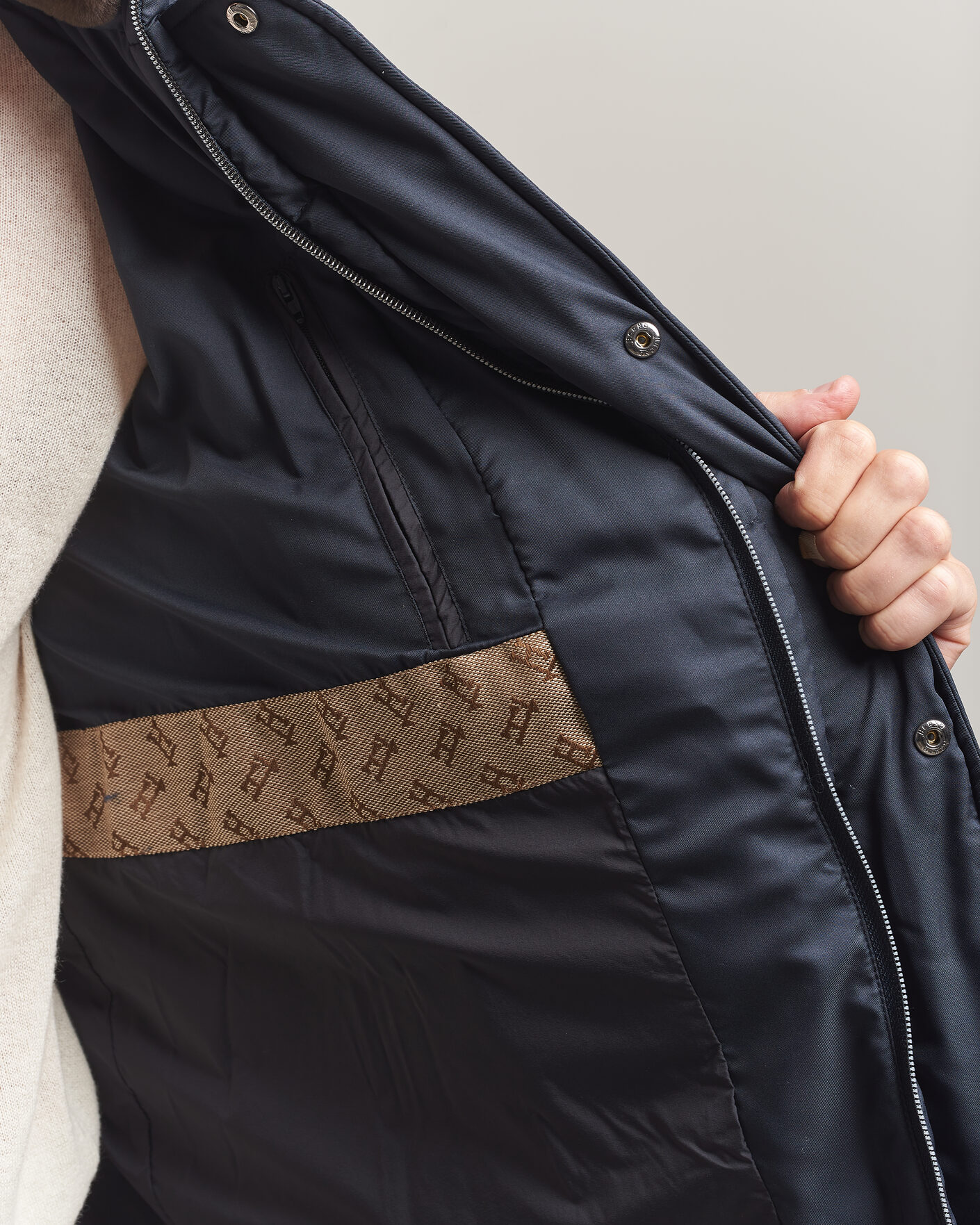 Mies | Takit | Herno | Faux Fur Down Jacket Navy