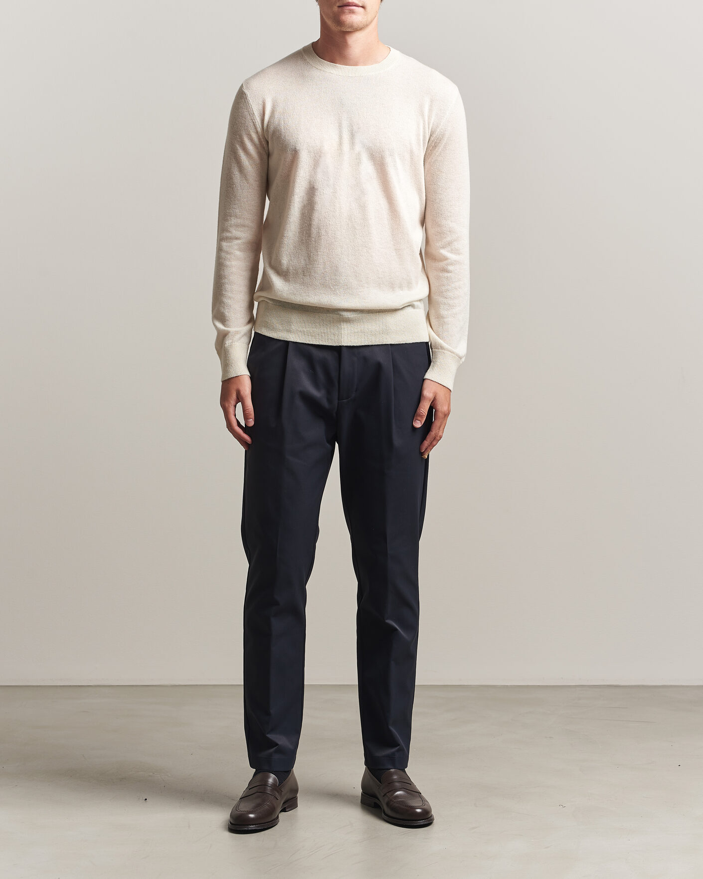 Mies | Housut | Herno | Pleated Technical Cotton Trousers Navy