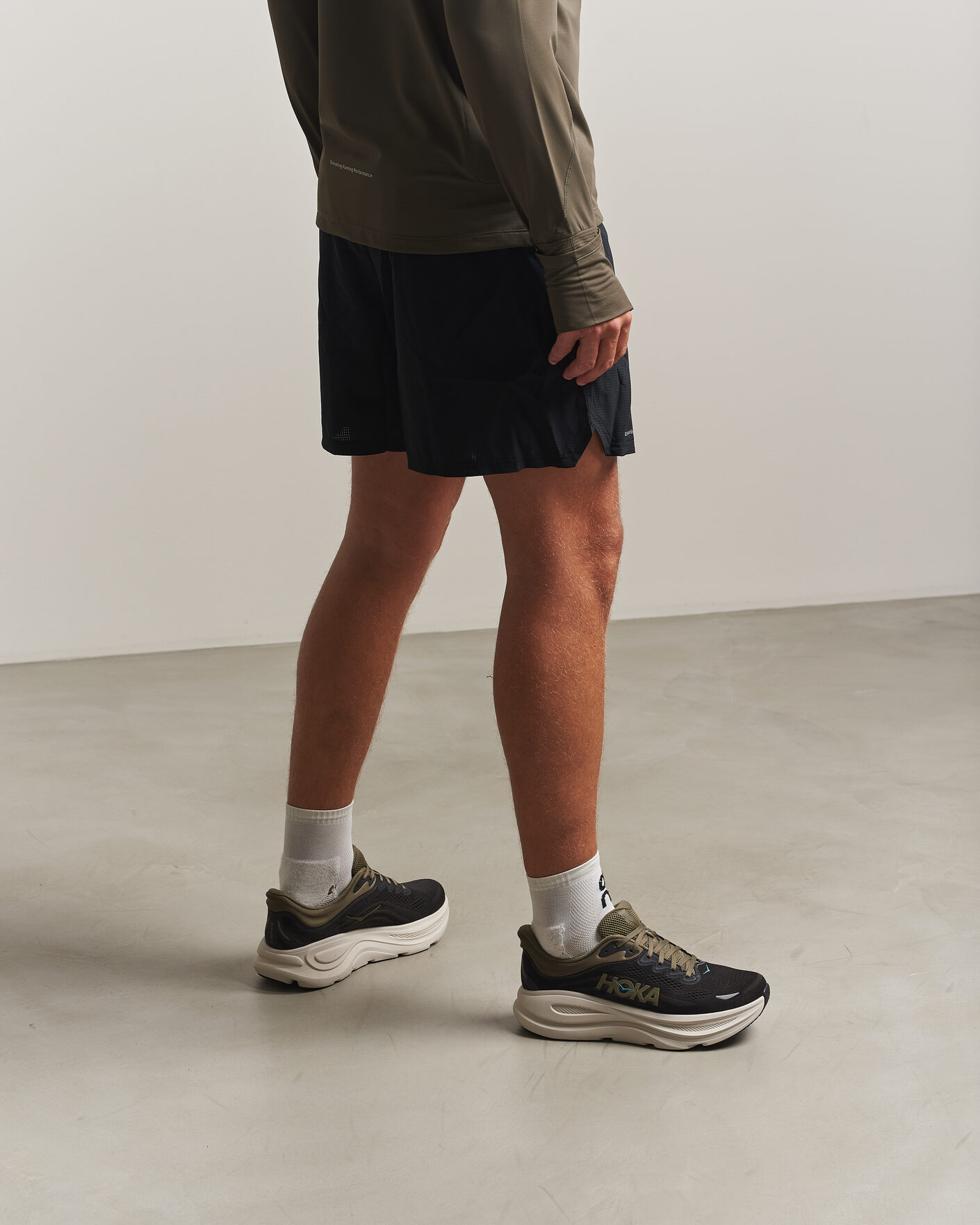 Mies | Juoksukengät | Hoka | Bondi 9 Black/River Rock