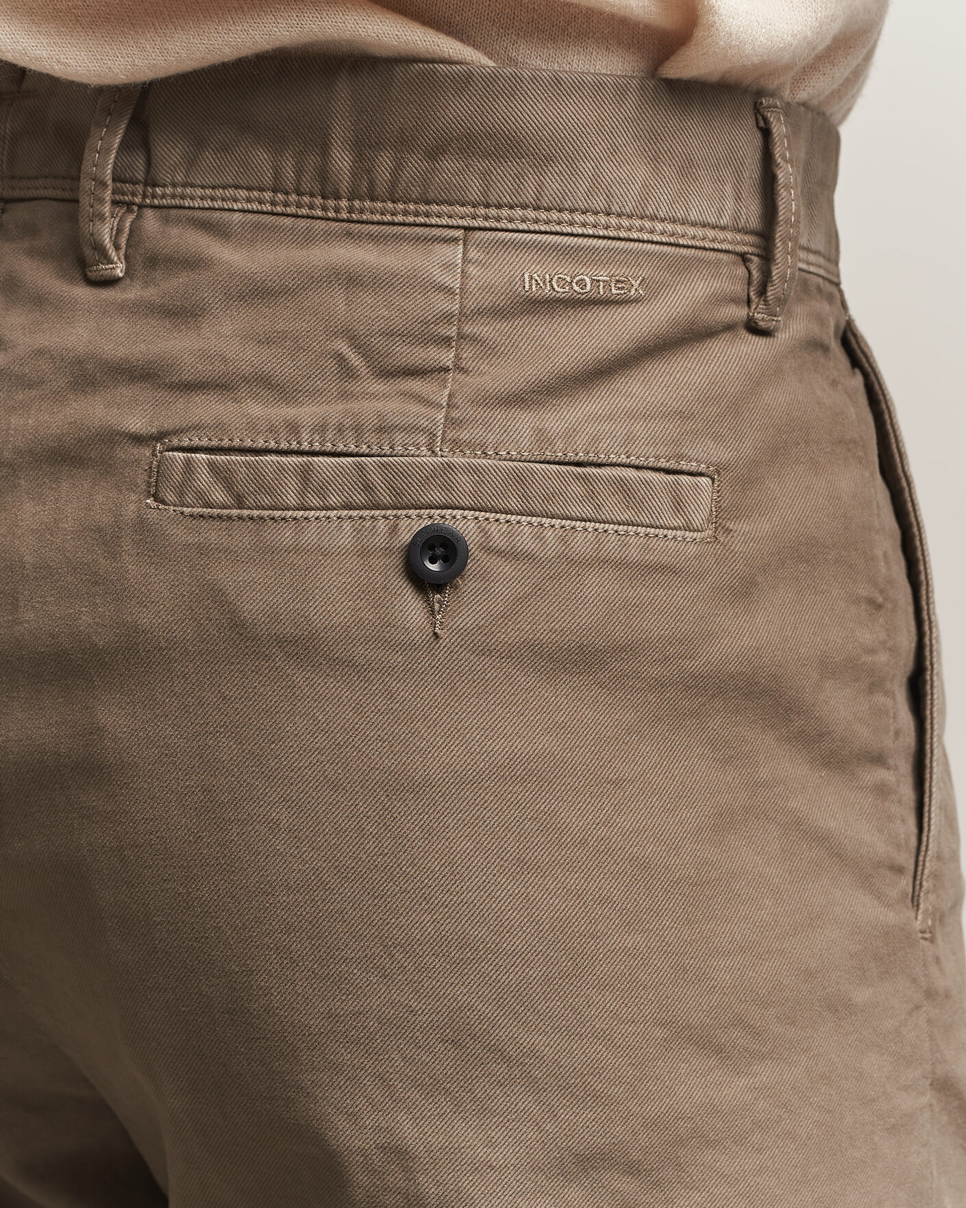 Mies | Housut | Incotex | Regular Fit Garment Dyed Slacks Taupe