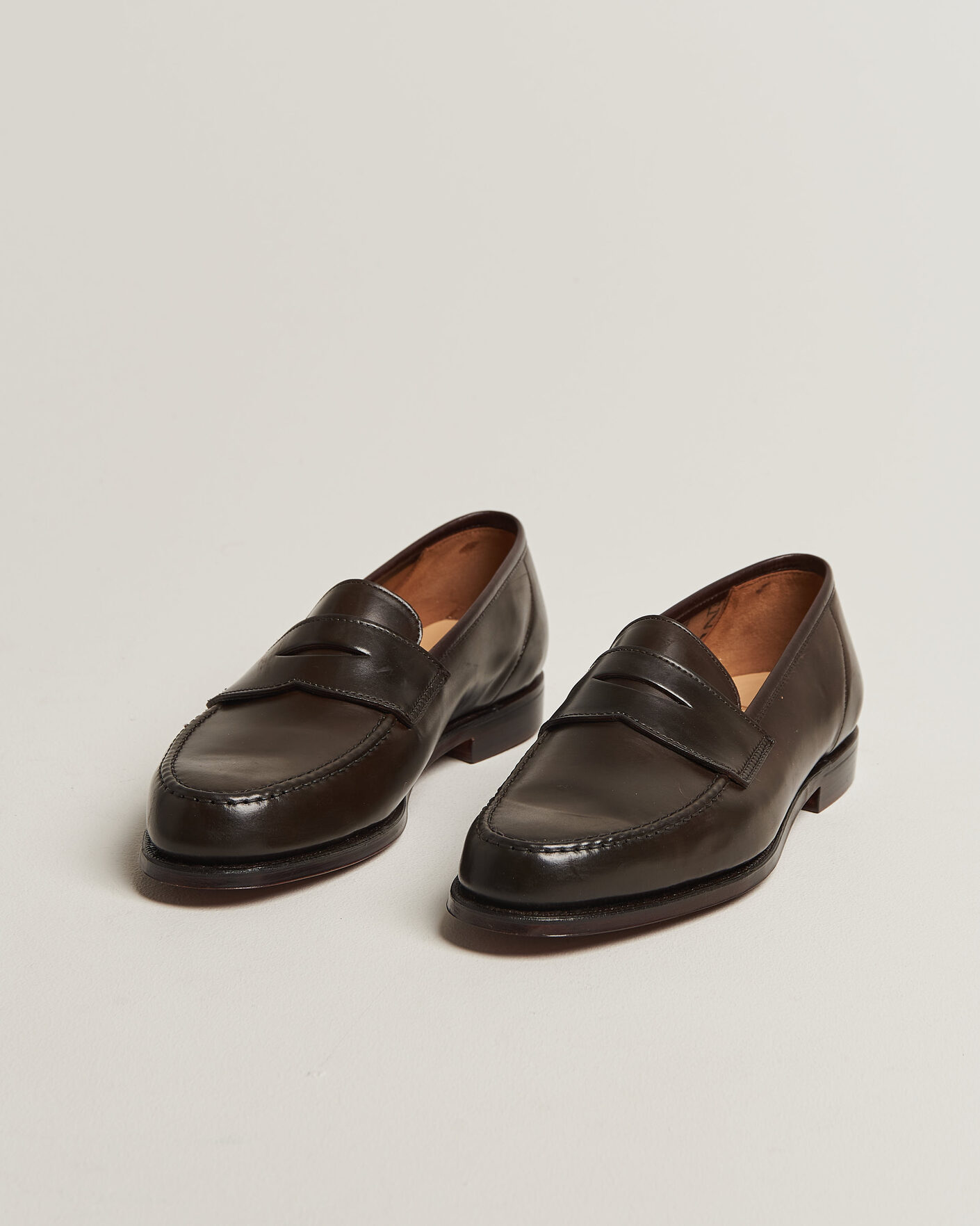 Mies | Loaferit | Crockett & Jones | Harvard Dark Brown Shell Cordovan