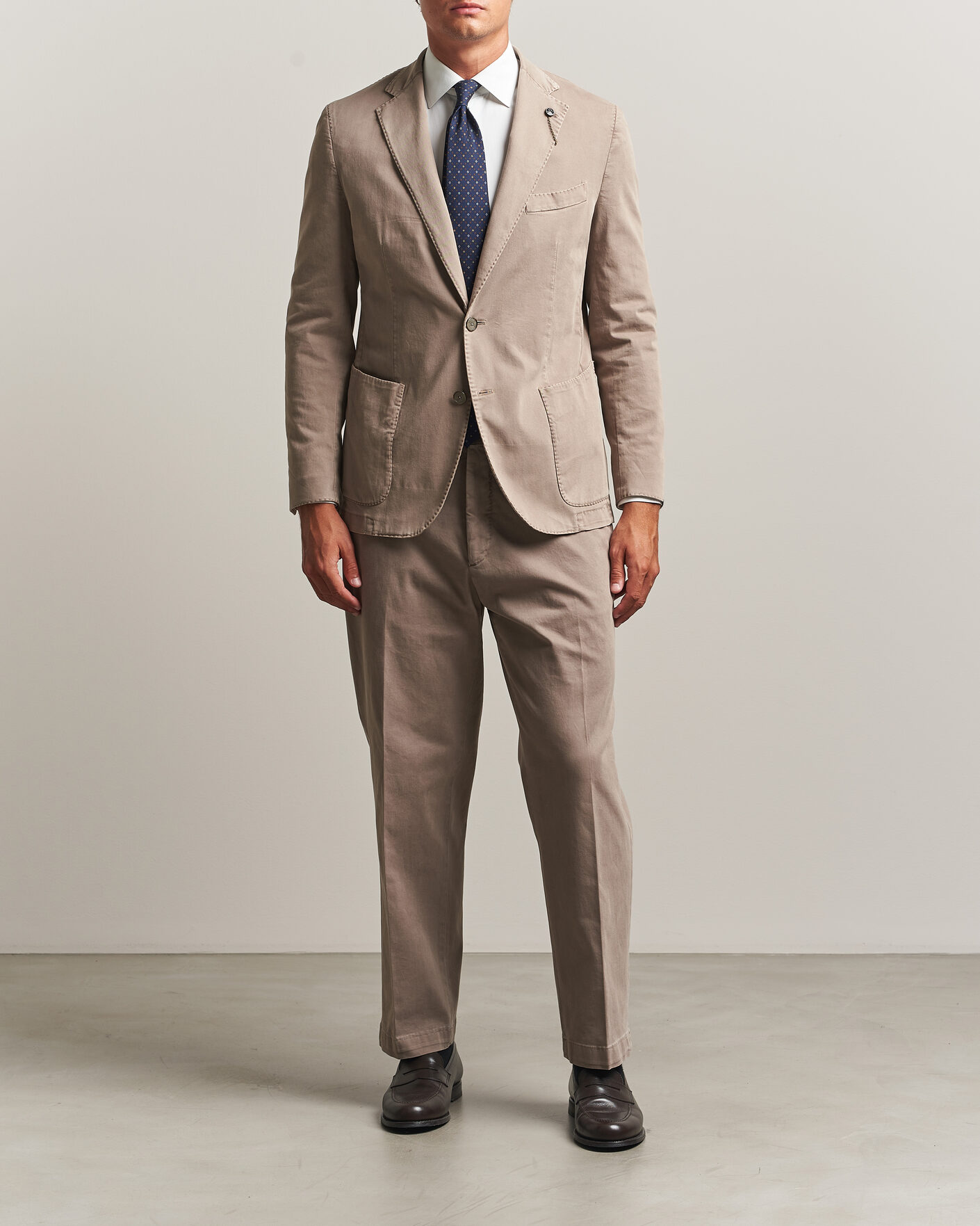 Mies | Pikkutakit | Santaniello | Washed Cotton Patch Pocket Blazer Taupe