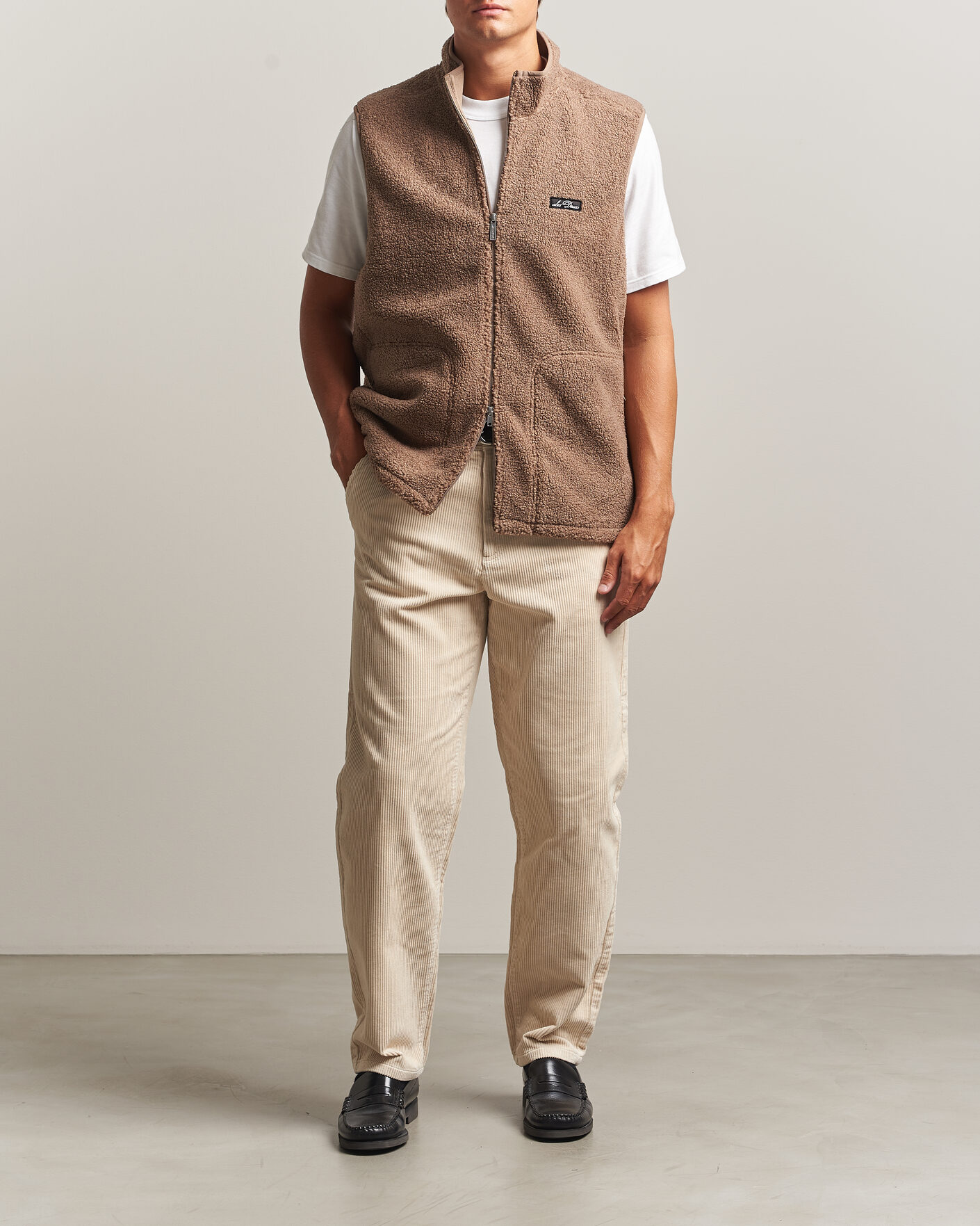 Mies | Ulkoliivit | LES DEUX | Patch Teddy Vest Caribou