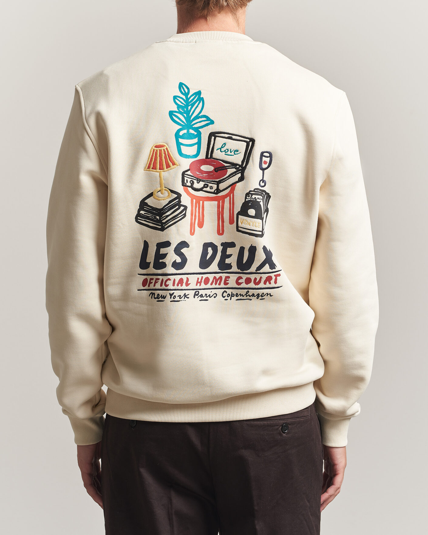 Mies | Puserot | LES DEUX | Record Sweatshirt Ivory