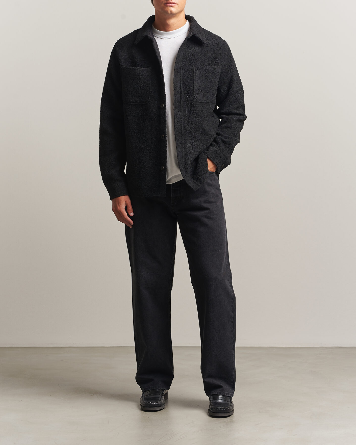 Mies | Kauluspaidat | LES DEUX | Boucle Overshirt Black