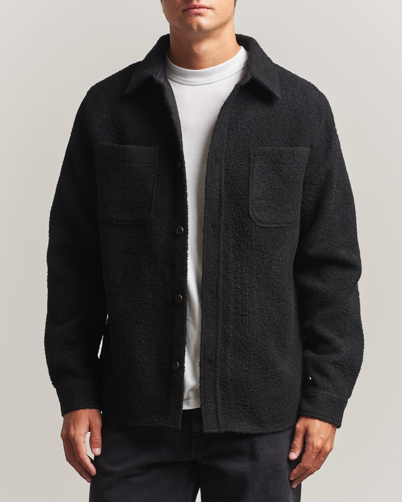 Mies | Kauluspaidat | LES DEUX | Boucle Overshirt Black