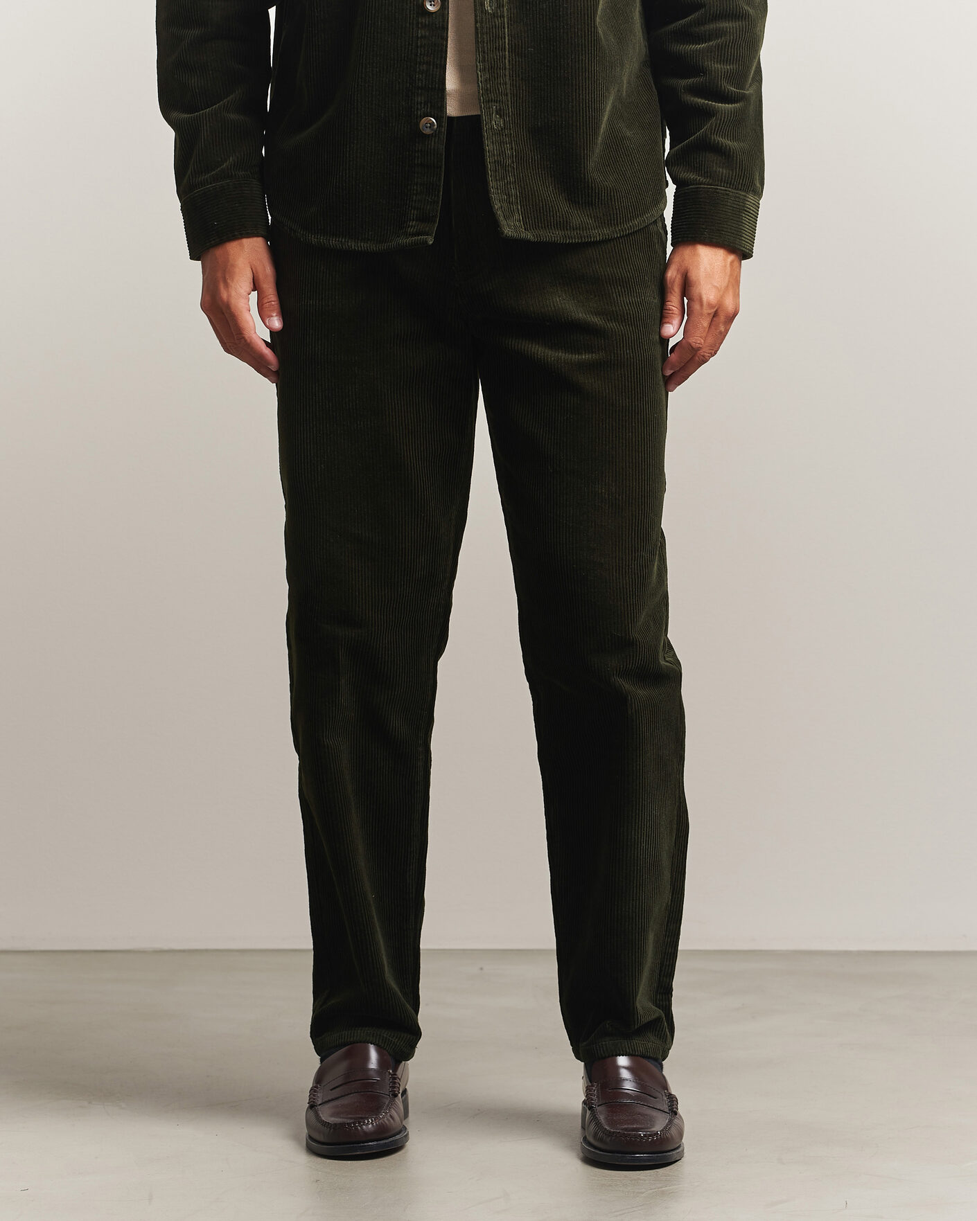 Mies | Housut | LES DEUX | Corduroy Tapered Pants Rosin Green