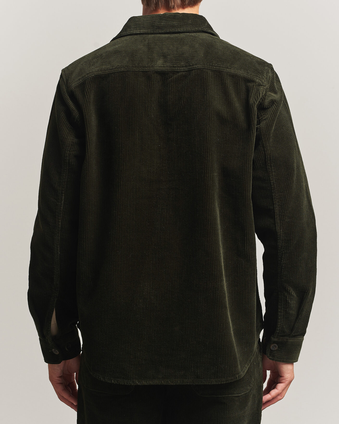 Mies | Kauluspaidat | LES DEUX | Corduroy Overshirt Rosin Green