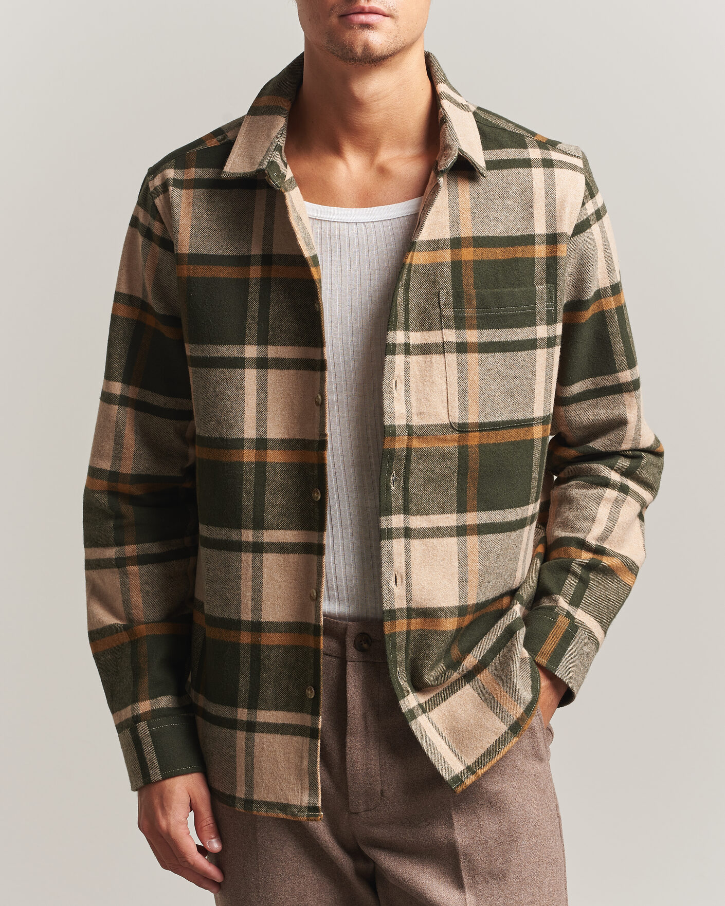 Mies | Kauluspaidat | LES DEUX | Check Flannel Shirt Rosin Green