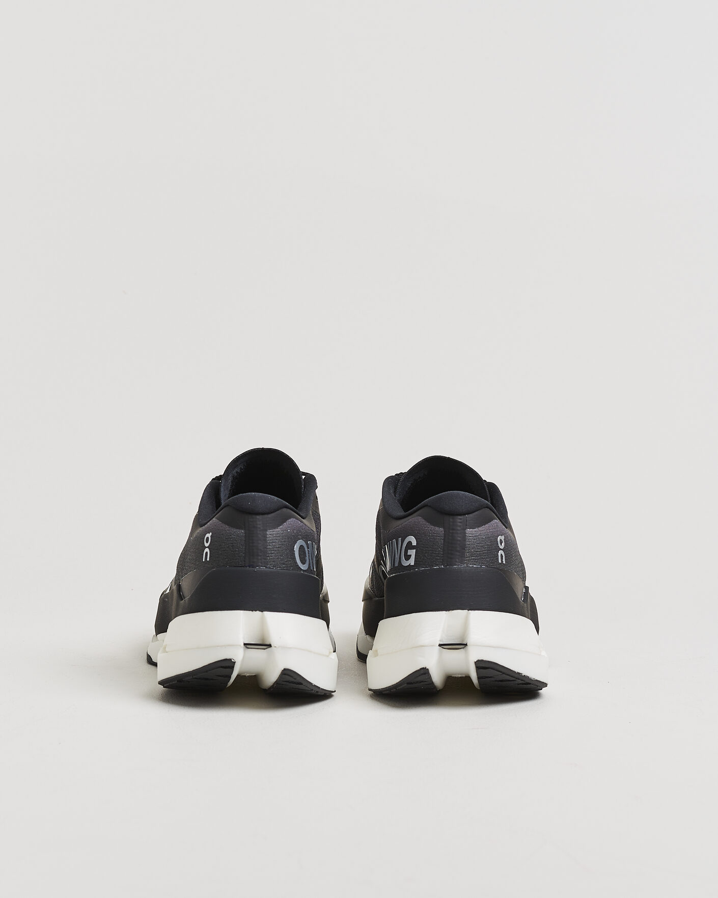 Mies | Juoksukengät | On | Cloudboom Max All Black