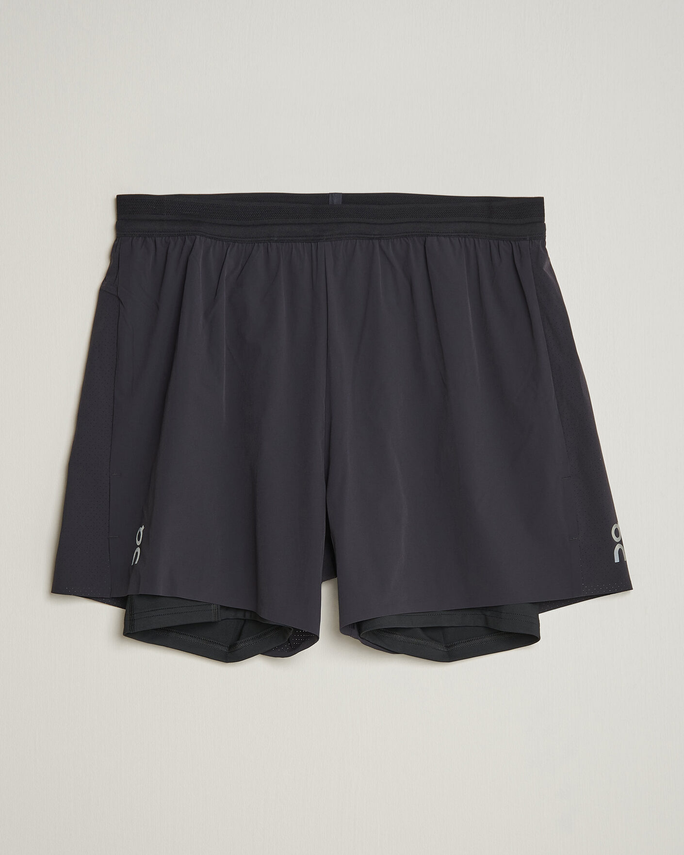 Mies | Shortsit | On | 5 Inch Performance 2/1 Shorts Black