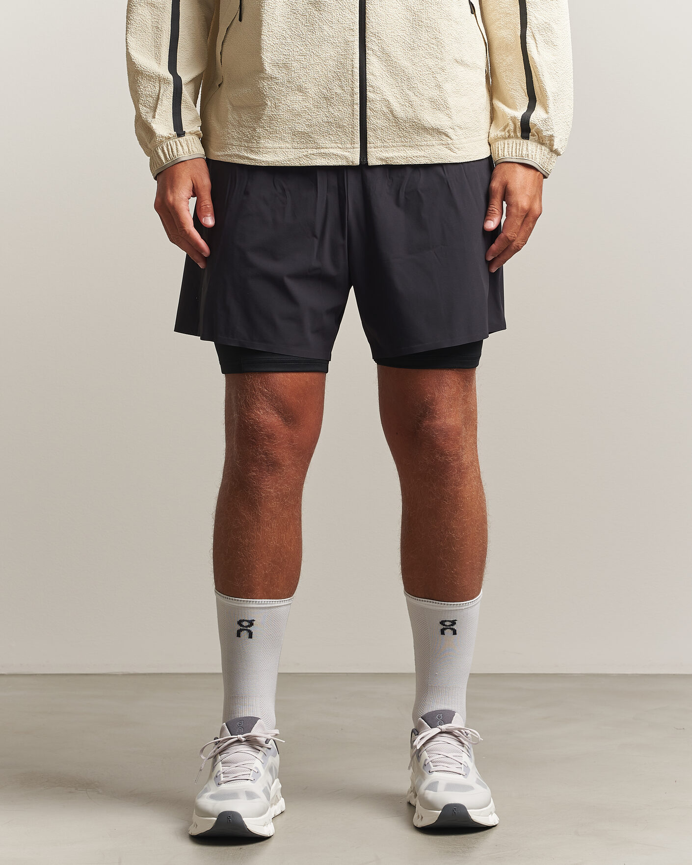 Mies | Shortsit | On | 5 Inch Performance 2/1 Shorts Black