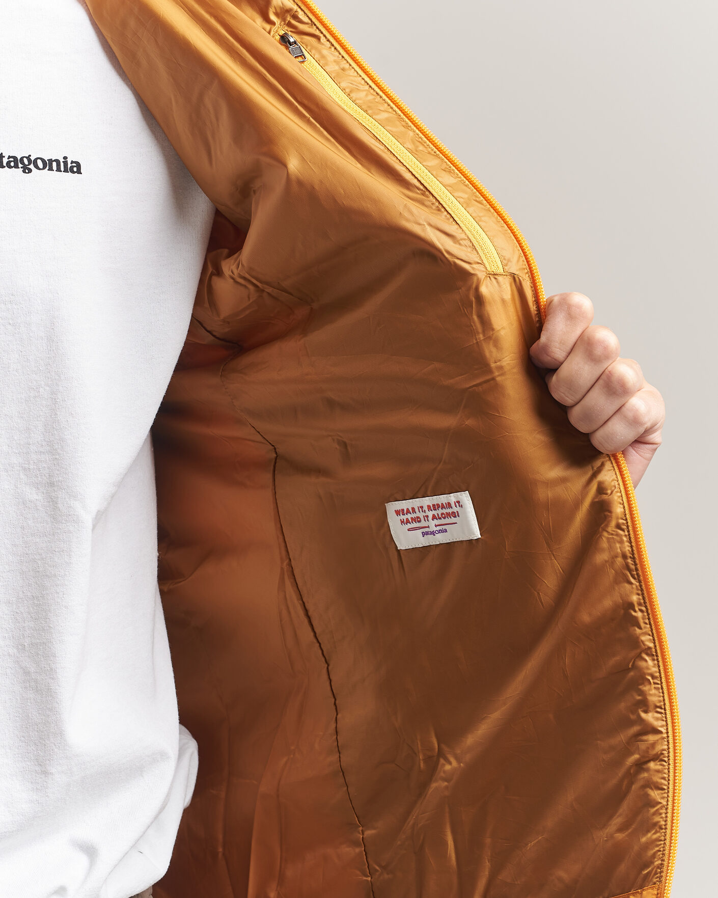 Mies | Takit | Patagonia | Nano Puff Hoodie Autumn Orange