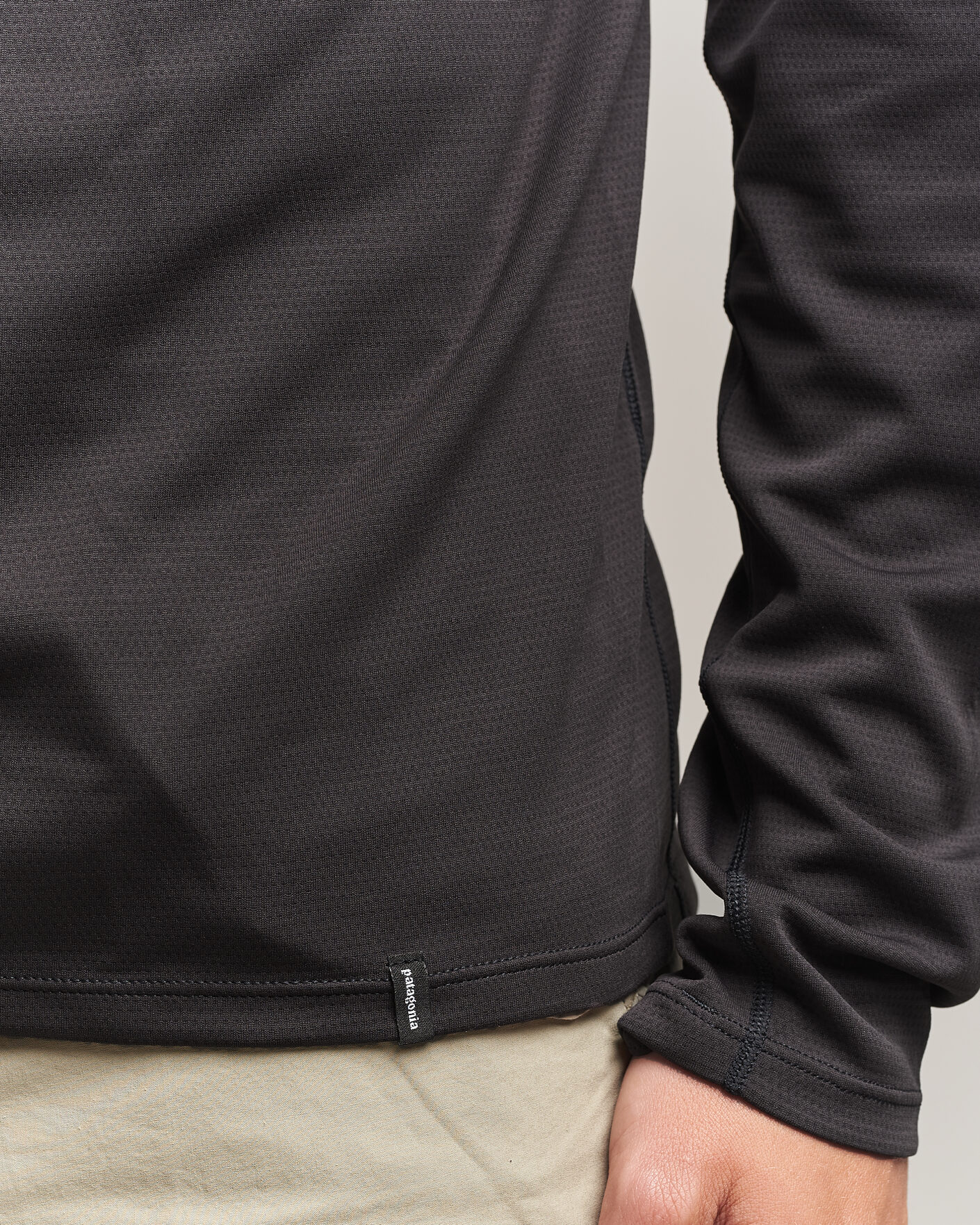 Mies | Puserot | Patagonia | Cap Midweight Zip Neck Ink Black
