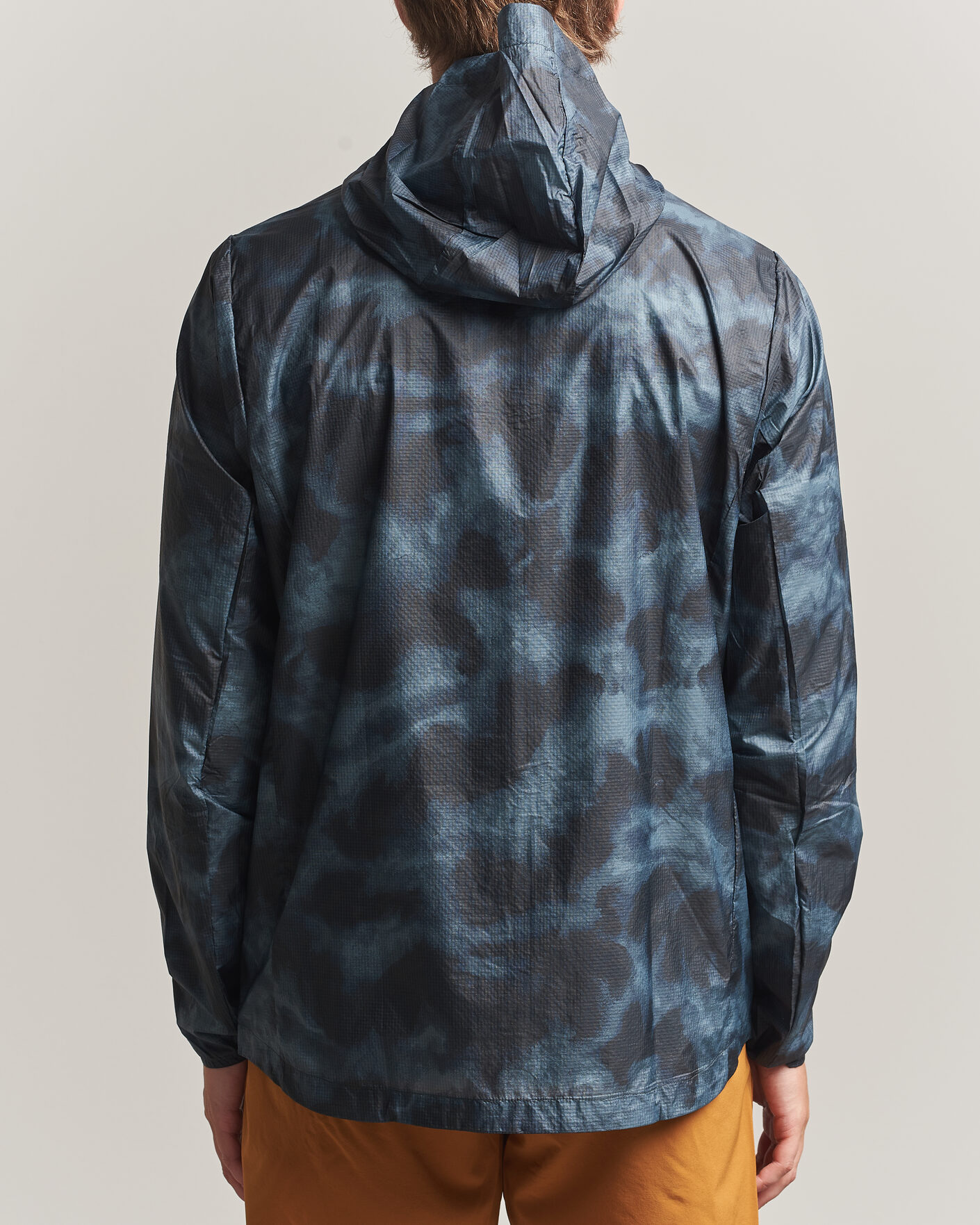 Mies | Takit | Patagonia | Houdini Jacket Sastrugi