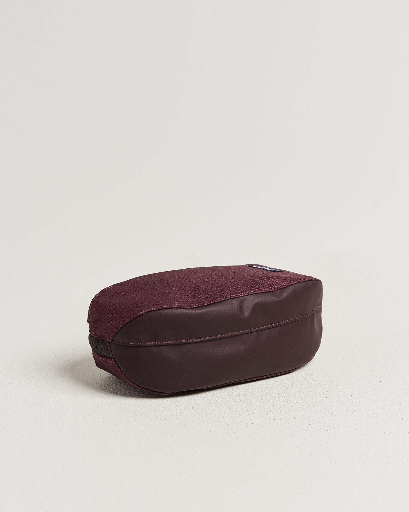 Mies | Laukut | Patagonia | Black Hole Cube 3L Berry Fig