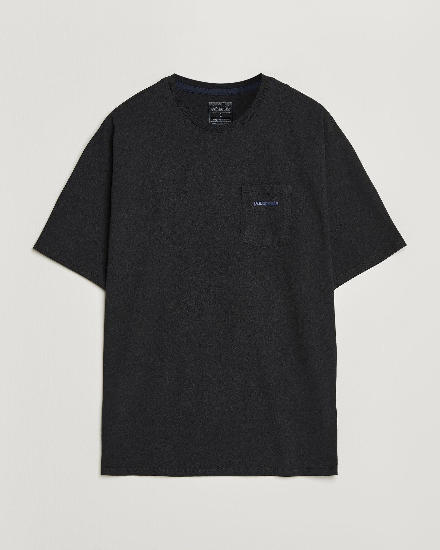Mies | T-paidat | Patagonia | Boardshort Logo Pocket Responsibili T-Shirt Ink Black