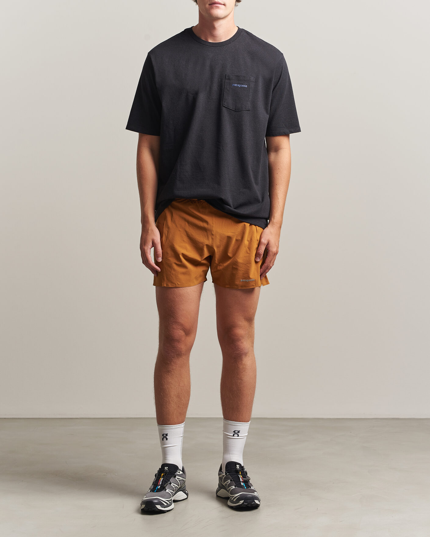 Mies | T-paidat | Patagonia | Boardshort Logo Pocket Responsibili T-Shirt Ink Black