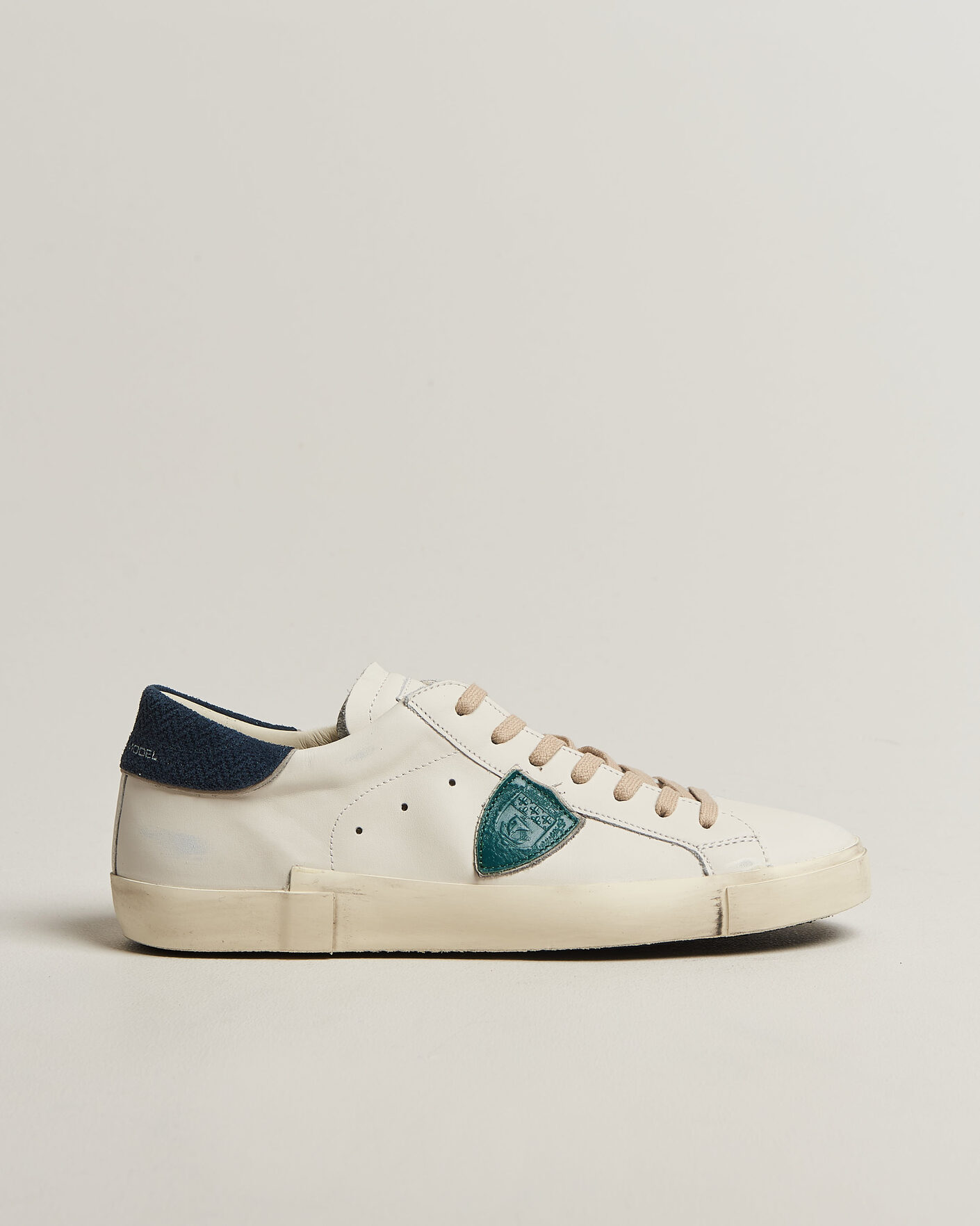 Mies | Tennarit | Philippe Model | PRSX Low Top Suede Sneaker White/Blue
