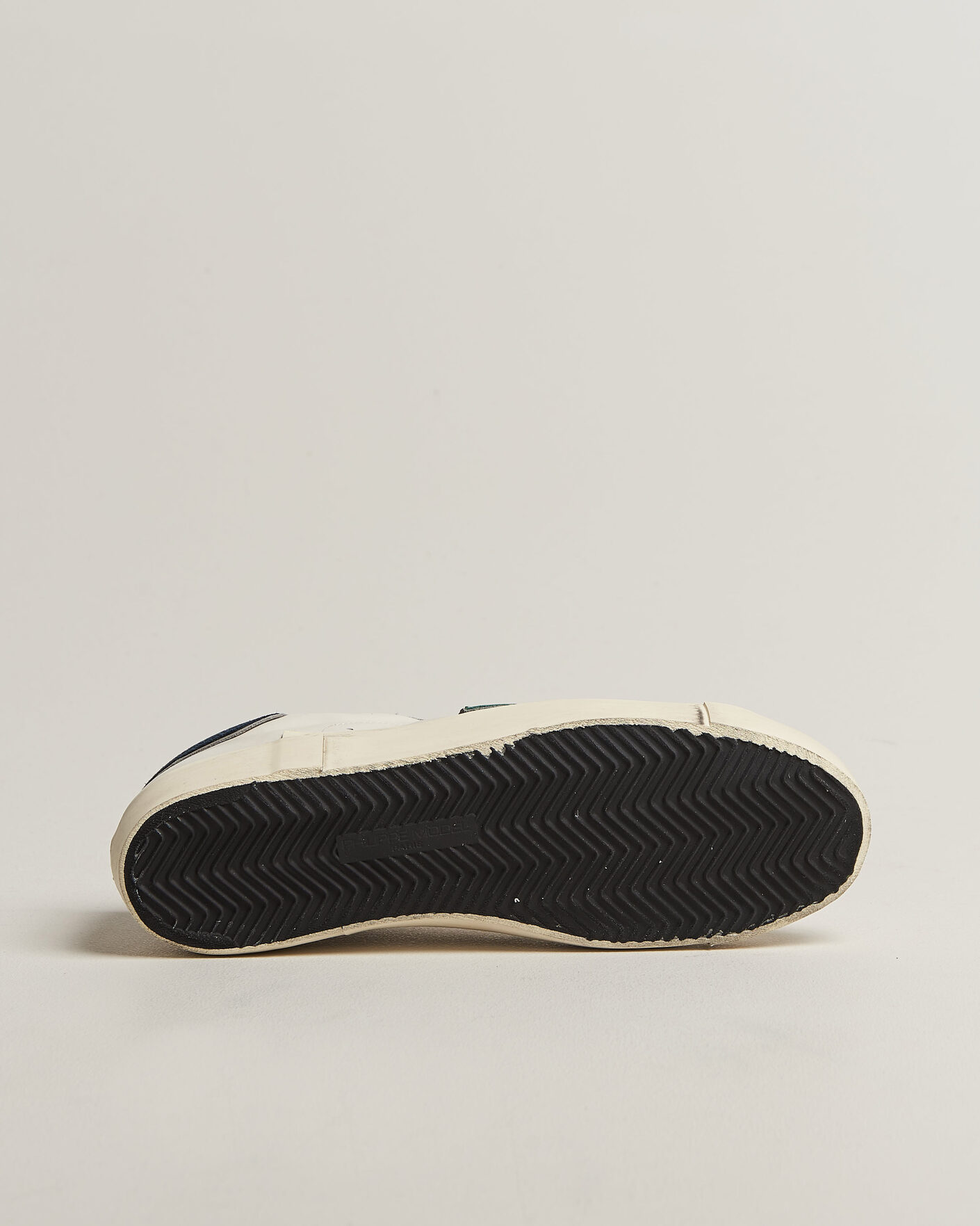 Mies | Tennarit | Philippe Model | PRSX Low Top Suede Sneaker White/Blue