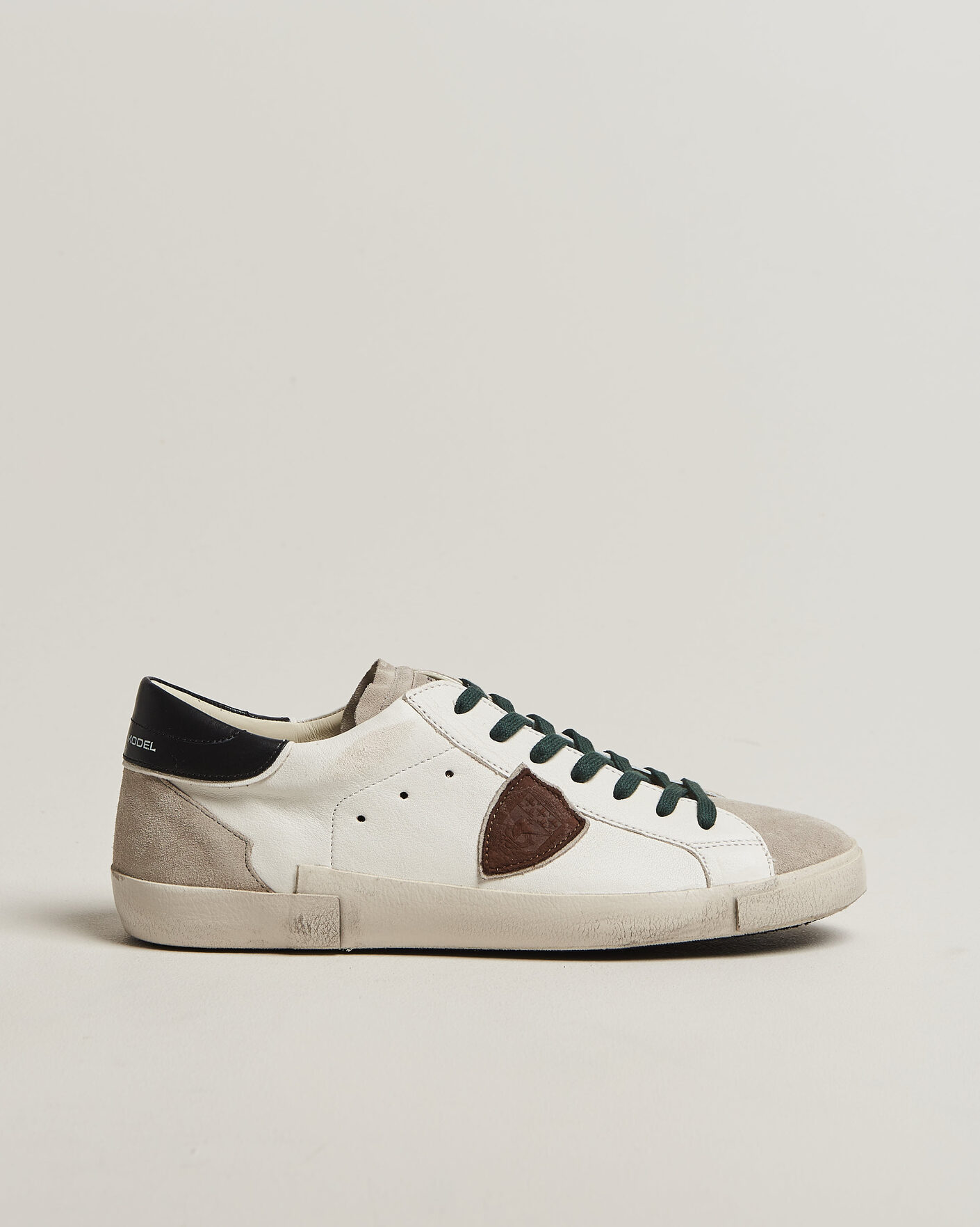 Mies | Tennarit | Philippe Model | PRSX Low Top Suede Sneaker White/Black