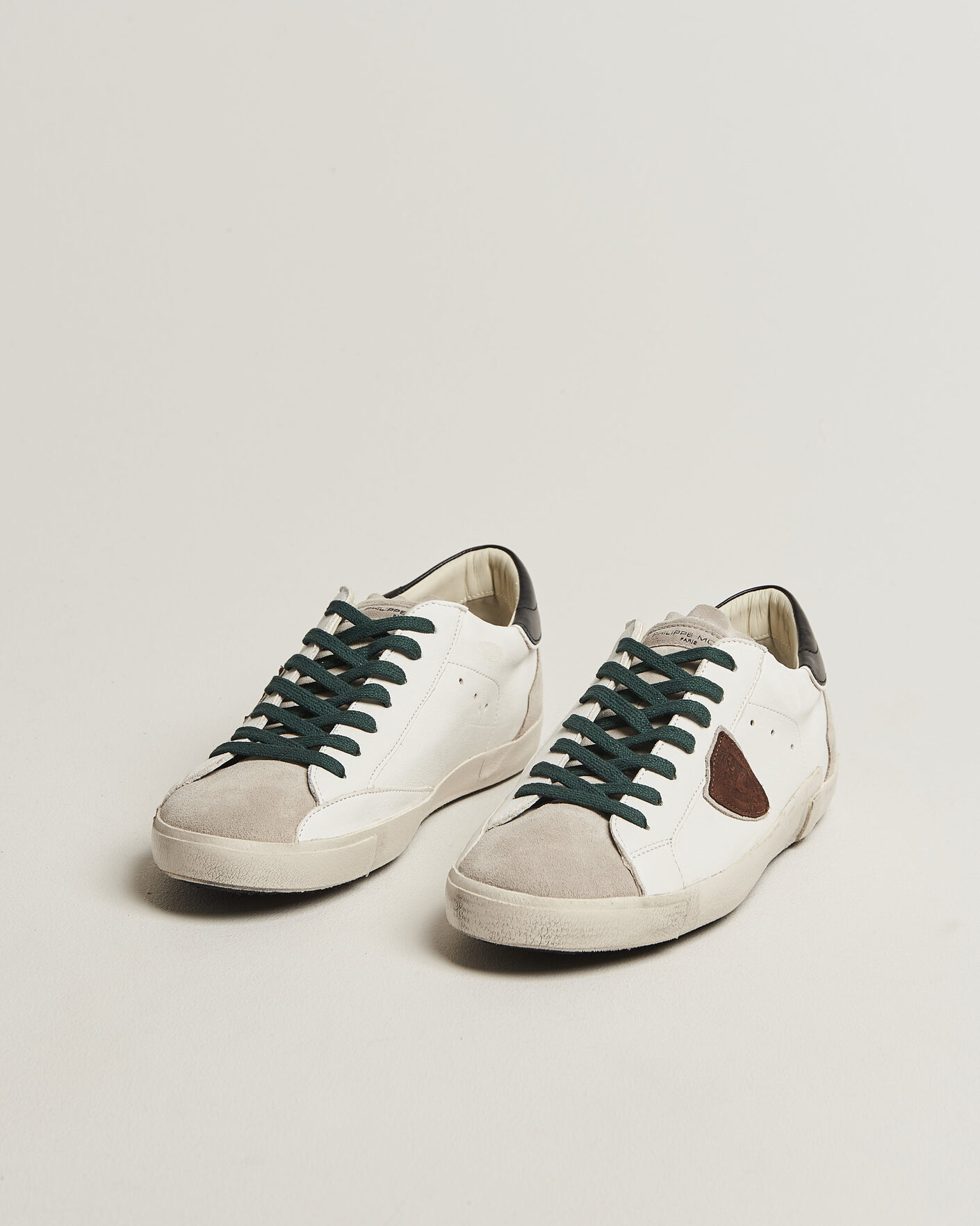 Mies | Tennarit | Philippe Model | PRSX Low Top Suede Sneaker White/Black