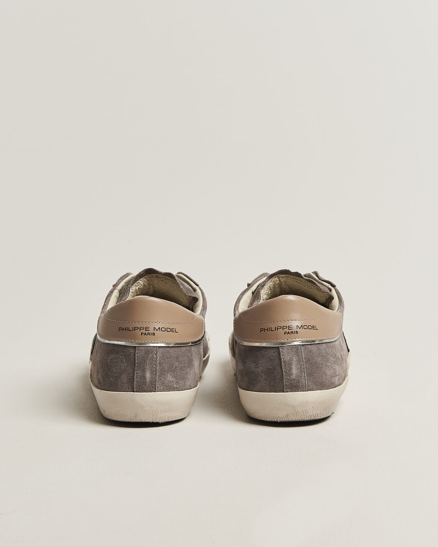 Mies | Tennarit | Philippe Model | PRSX Low Top Suede Sneaker Grey