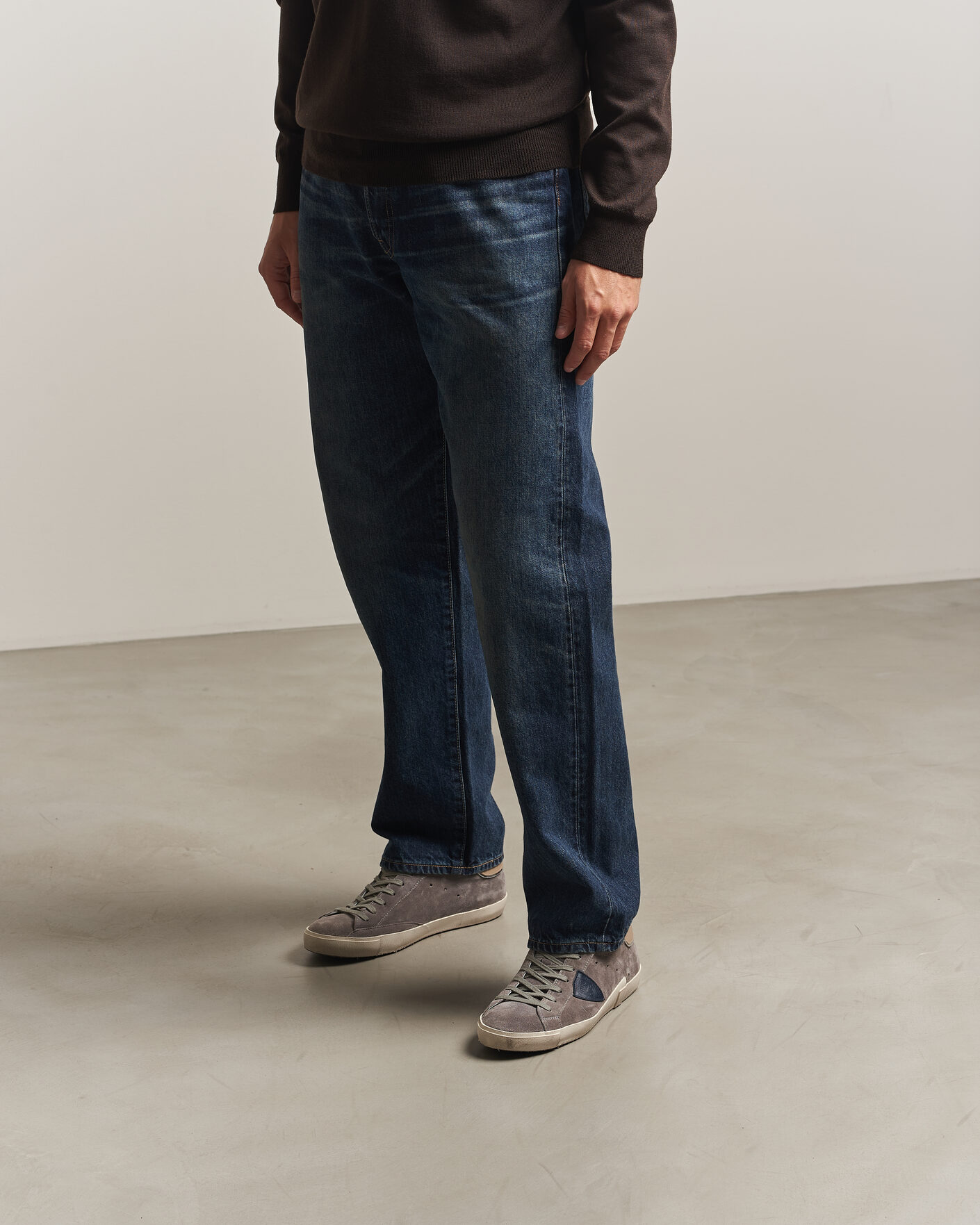 Mies | Tennarit | Philippe Model | PRSX Low Top Suede Sneaker Grey